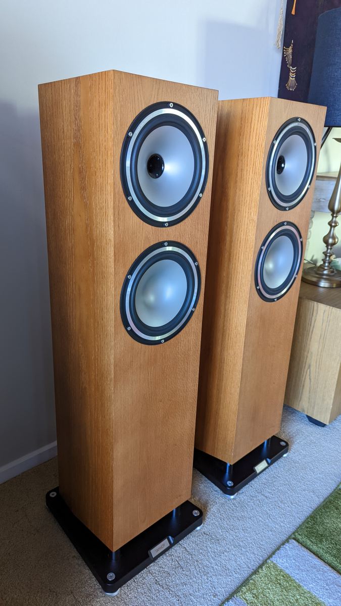 FS: Tannoy Revolution XT8F with Revolution Signature DC6LCR Centre