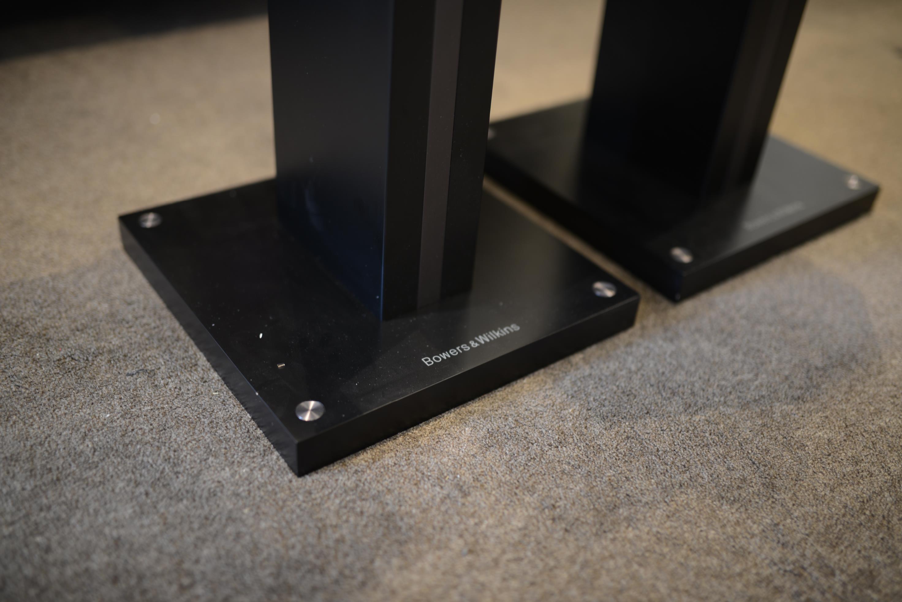 Bowers and Wilkins 705 S2 with FS700 stands ﻿ Stereo, Home Cinema