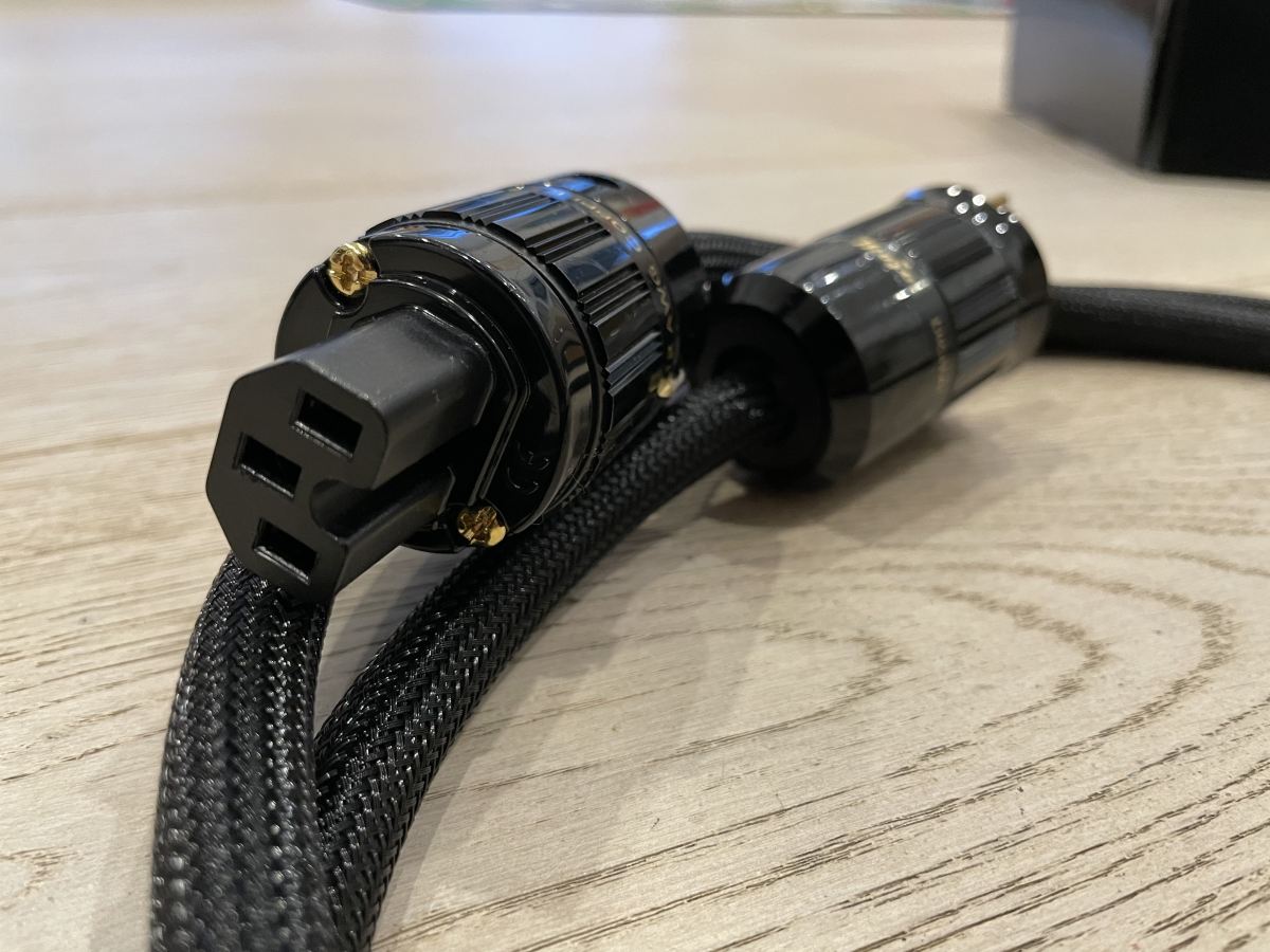 FS Voodoo Mojo Power cable Digital Boxed ﻿ HiFi and Cinema Cables & Accessories