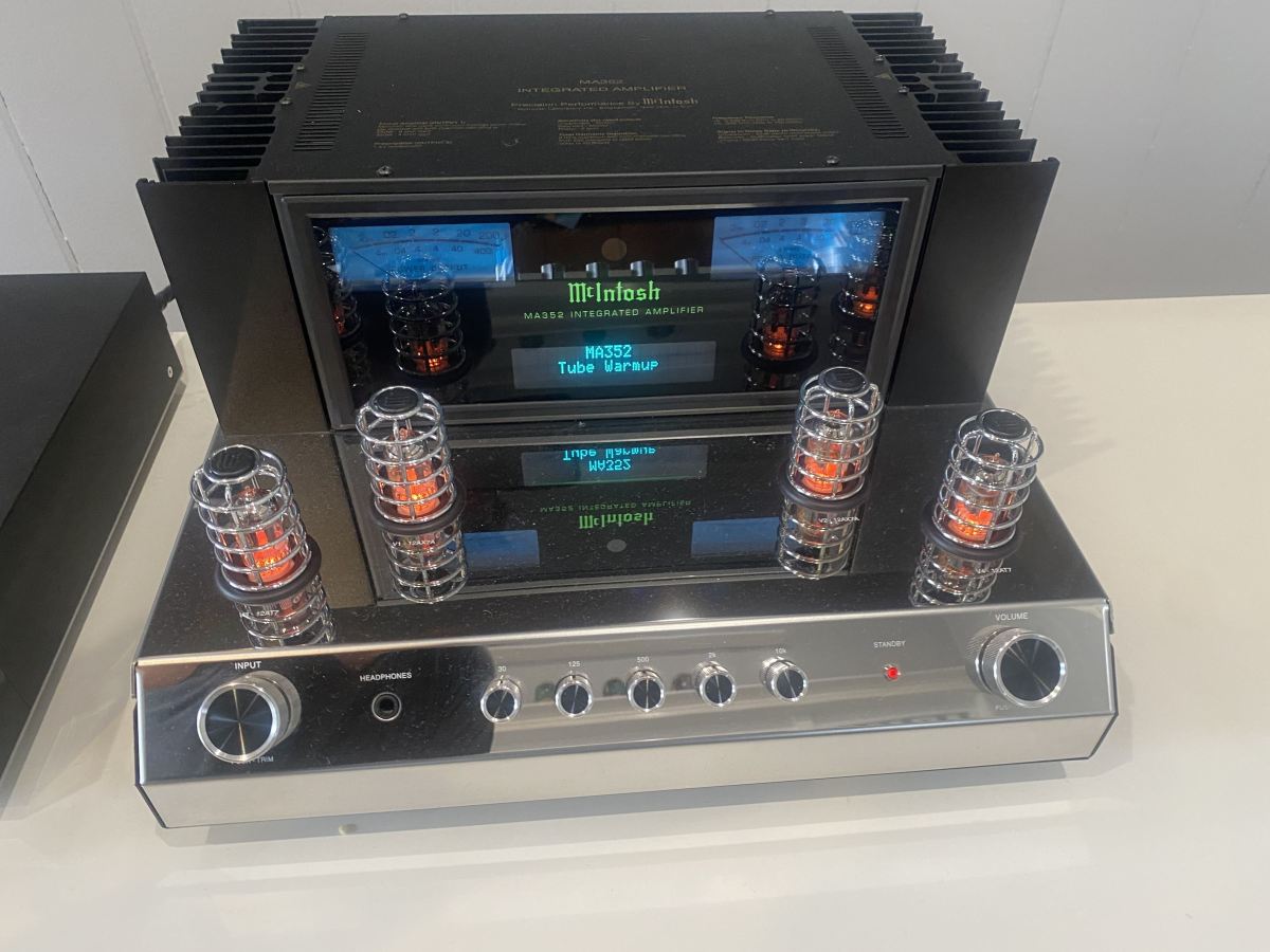 McIntosh MA352 Integrated Amplifier - Stereo, Home Cinema, Headphones ...