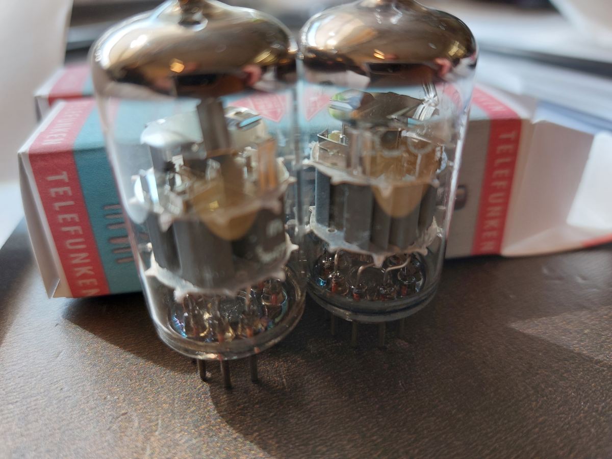 Telefunken Diamond 6dj8 1962 - matched dates & tests - Hi-Fi and Cinema ...