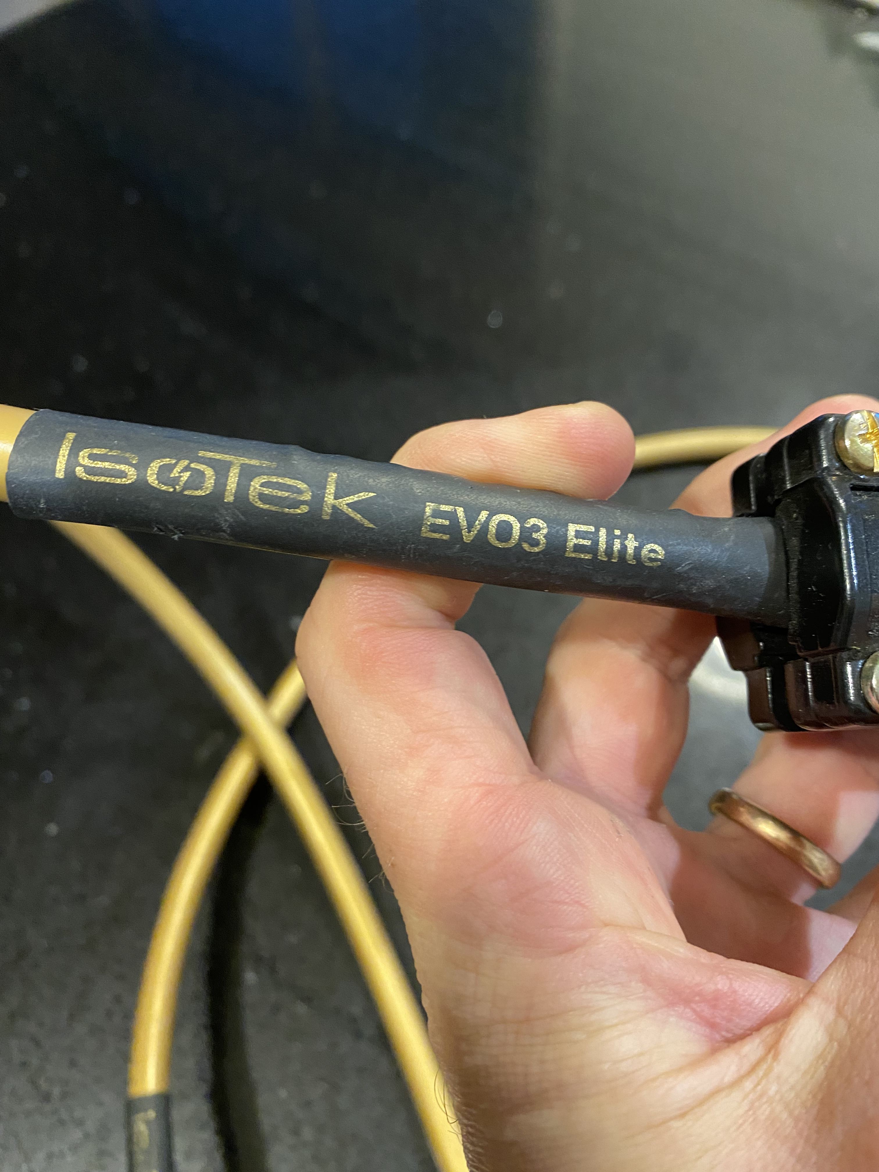 Isotek Evo3 Elite power cable ﻿ HiFi and Cinema Cables & Accessories
