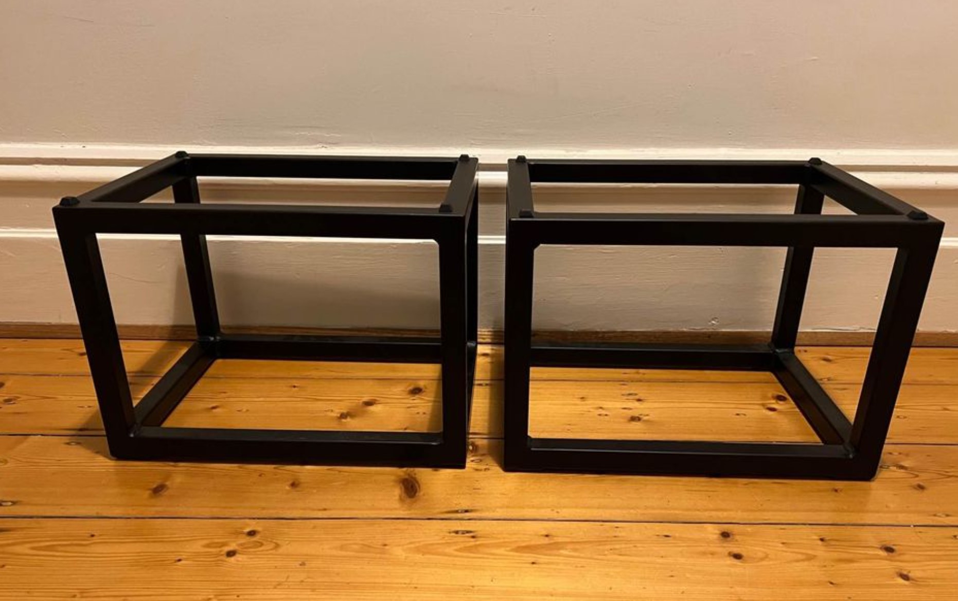 WITHDRAWN Speaker stands for Yamaha NS1000 ﻿ HiFi and Cinema Cables