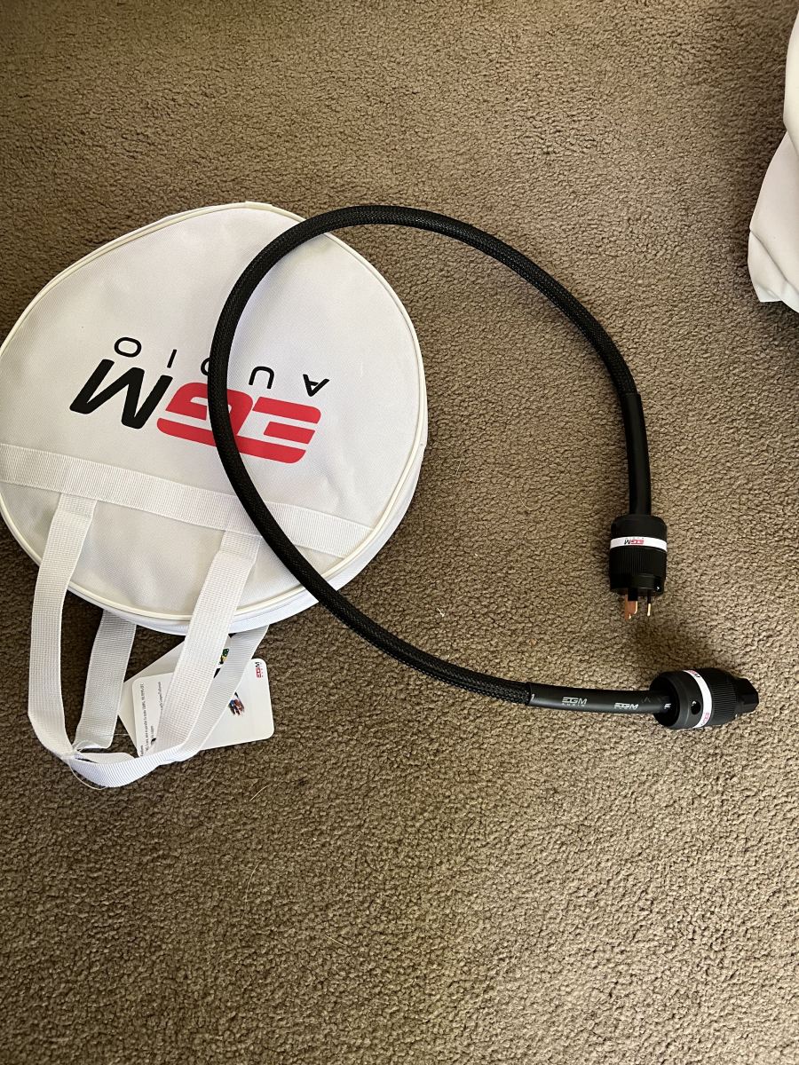 EGM black pearl 1m power cable ﻿ HiFi and Cinema Cables & Accessories