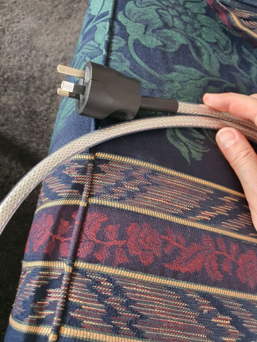 REGA Mains Power Cable 1.5m ﻿ HiFi and Cinema Cables & Accessories