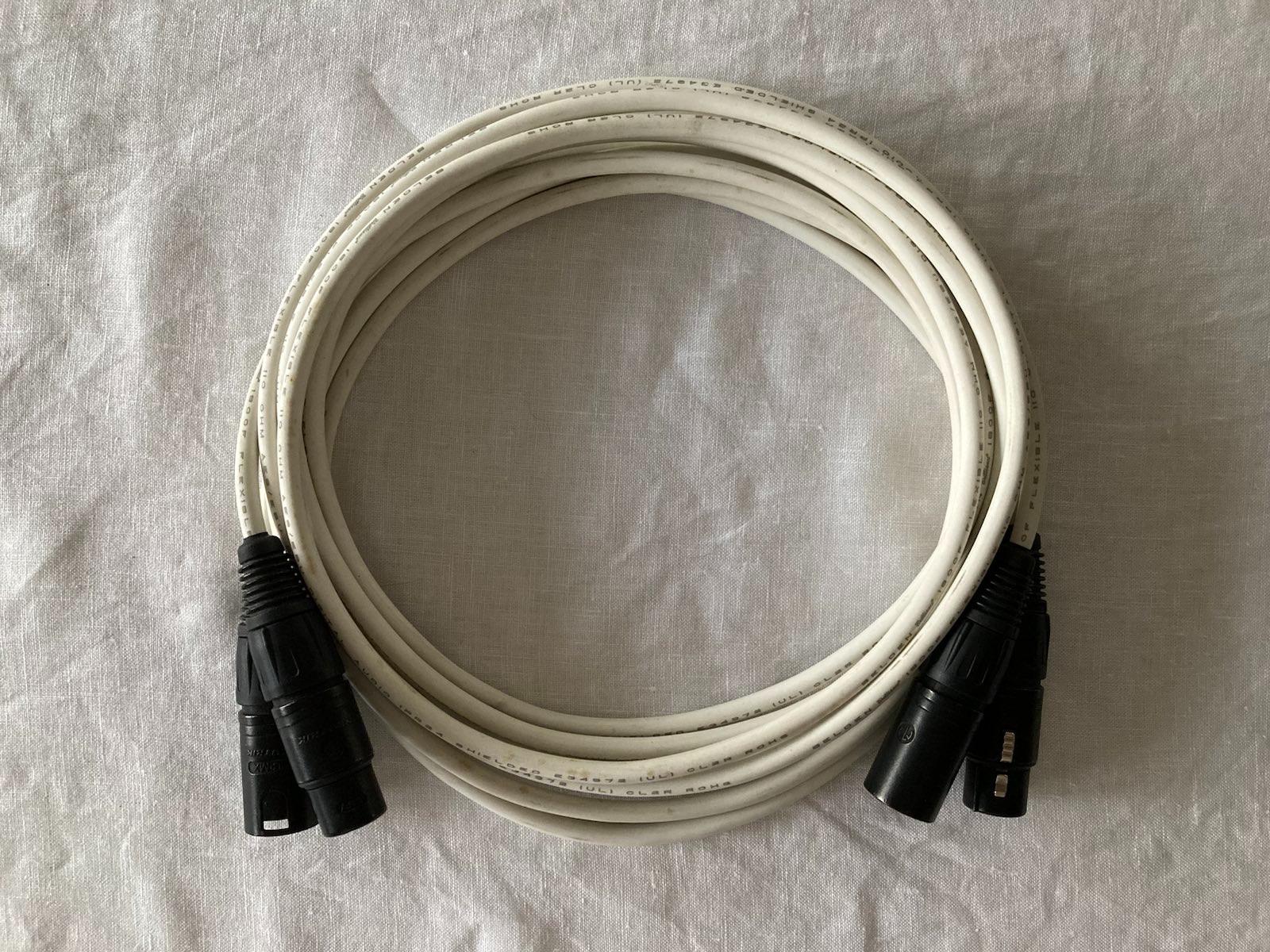 Blue Jeans Cable 2.5m Belden 1800F XLR/XLR cables (pair) ﻿ HiFi and