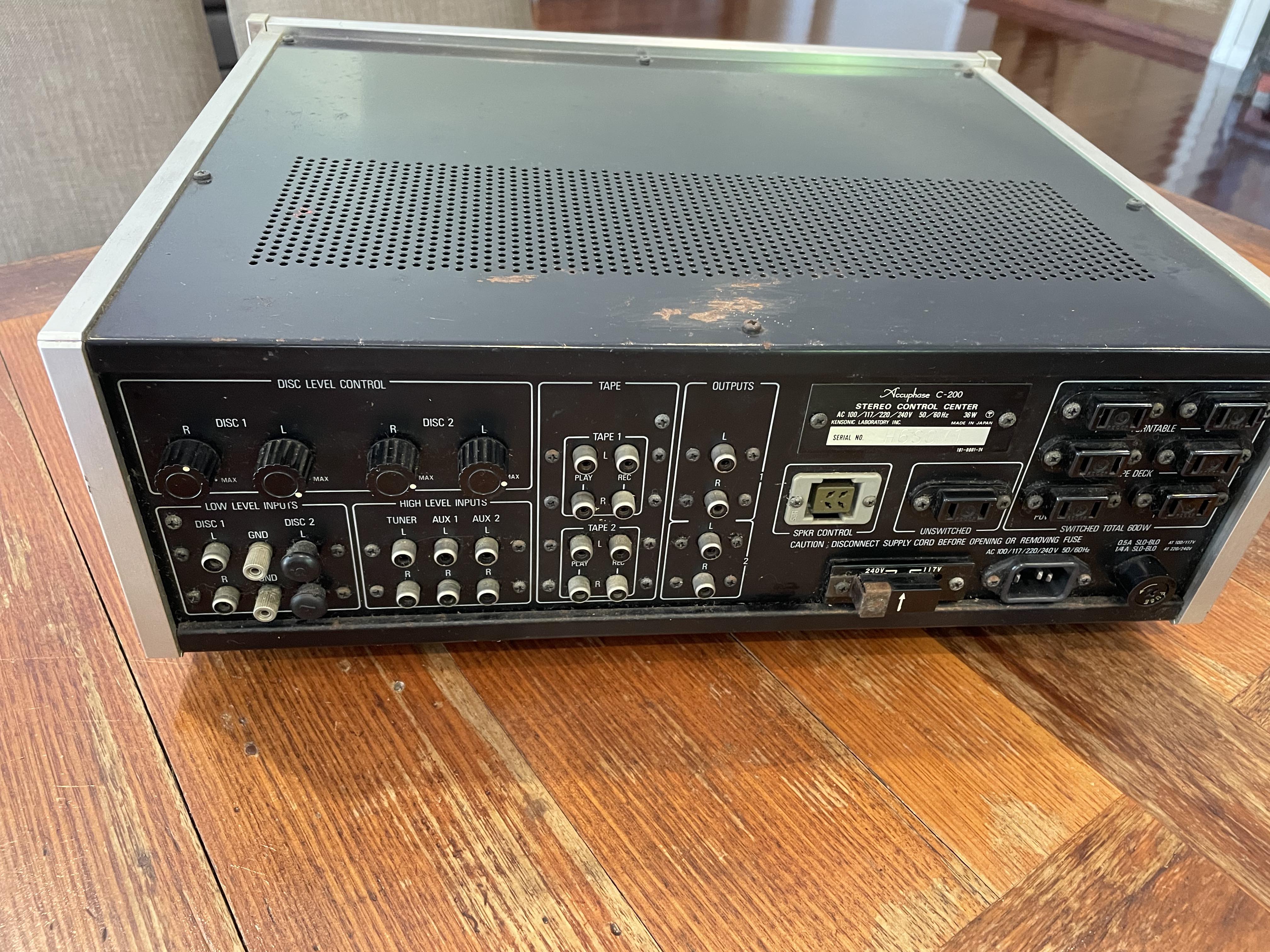 Accuphase C-200 240v for Restoration or Parts - Stereo, Home