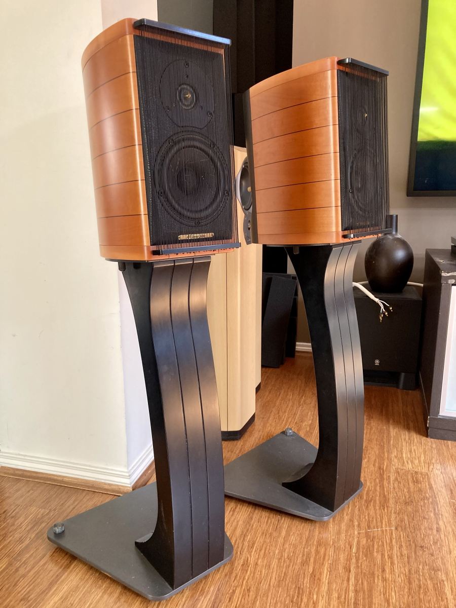 Sonus Faber Cremona Auditor with dedicated stands - Stereo, Home