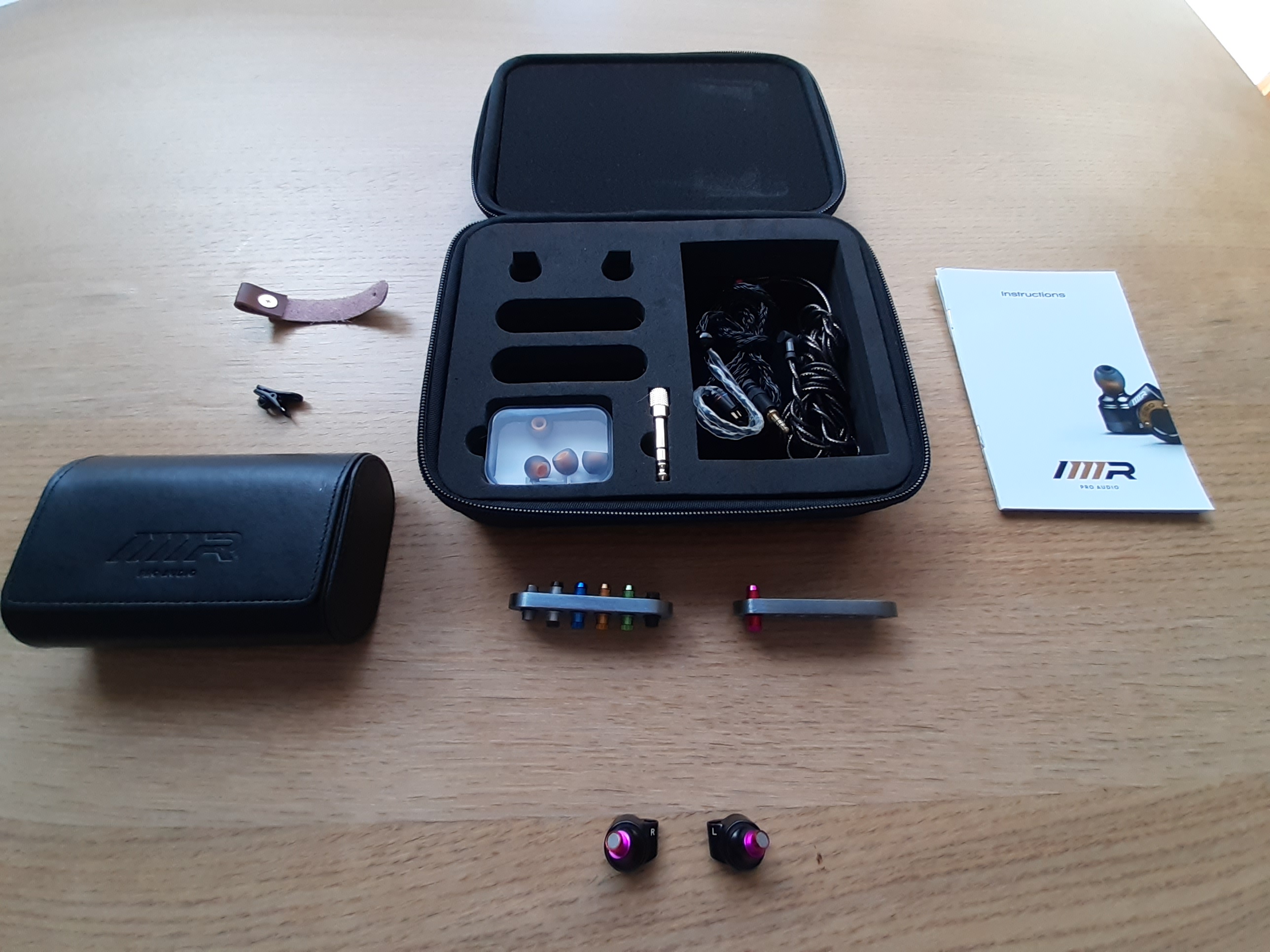 イヤホン IMR Acoustics / Dark Matter IMR Acoustics Dark Matter earphones — purely engaging - YouTube