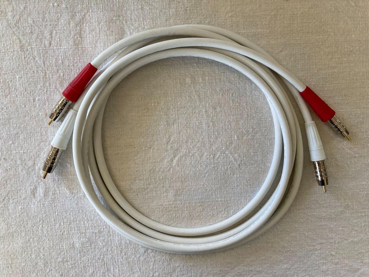 Blue Jeans Cable 1.5m LC1 RCA cables (pair) ﻿ HiFi and Cinema Cables