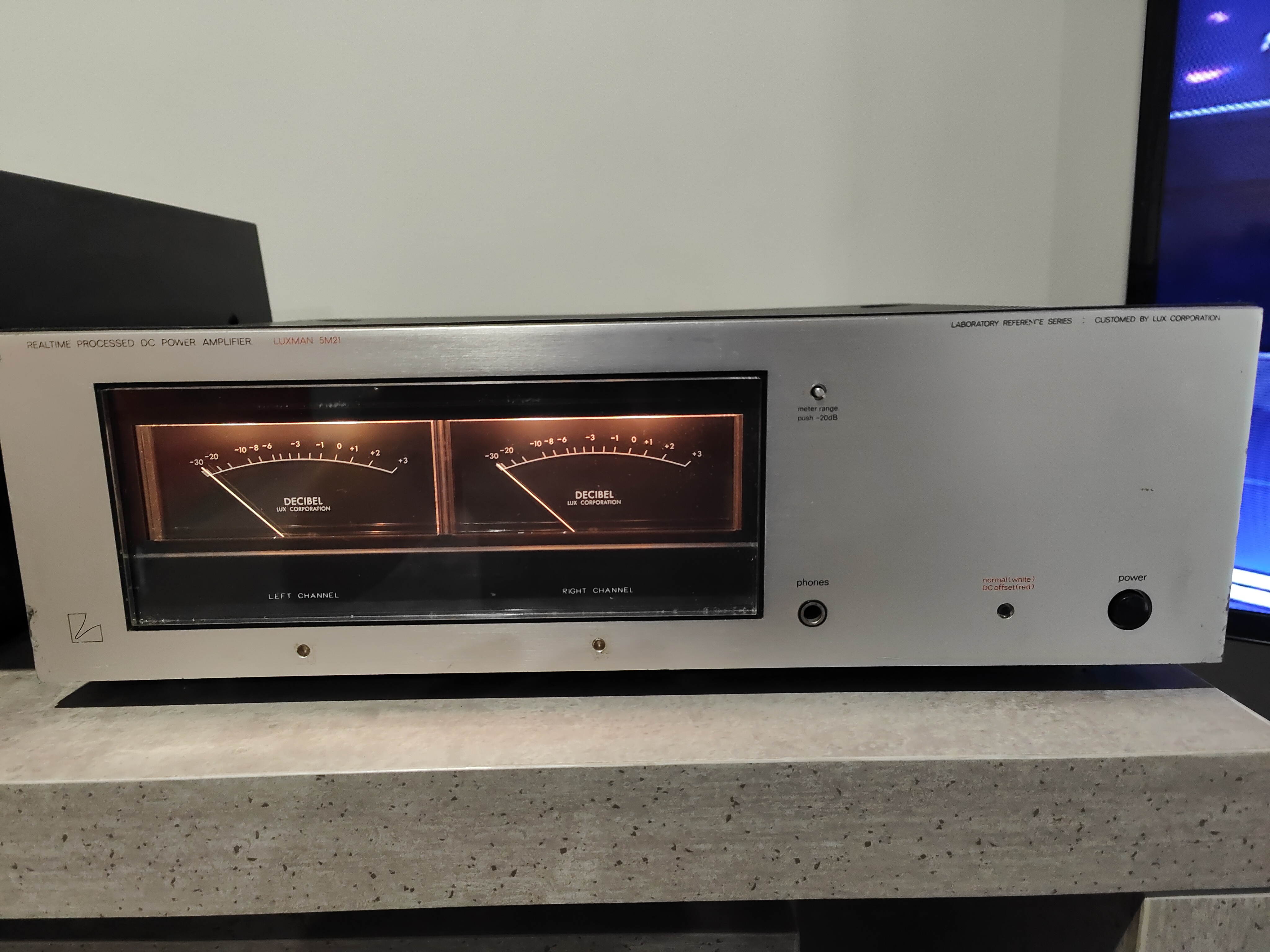 SOLD ELSEWHERE: Luxman 5M21 Power Amp - Stereo, Home Cinema