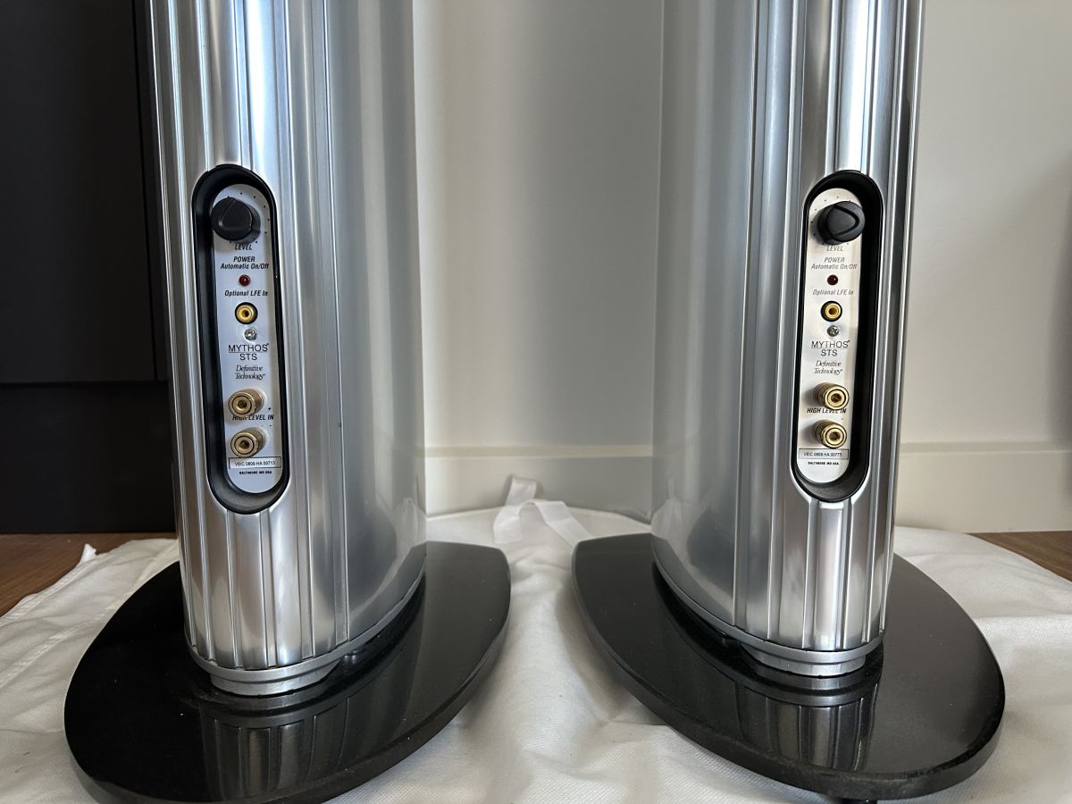 Definitive Tech Mythos STS SuperTower speakers ﻿ Stereo, Home Cinema