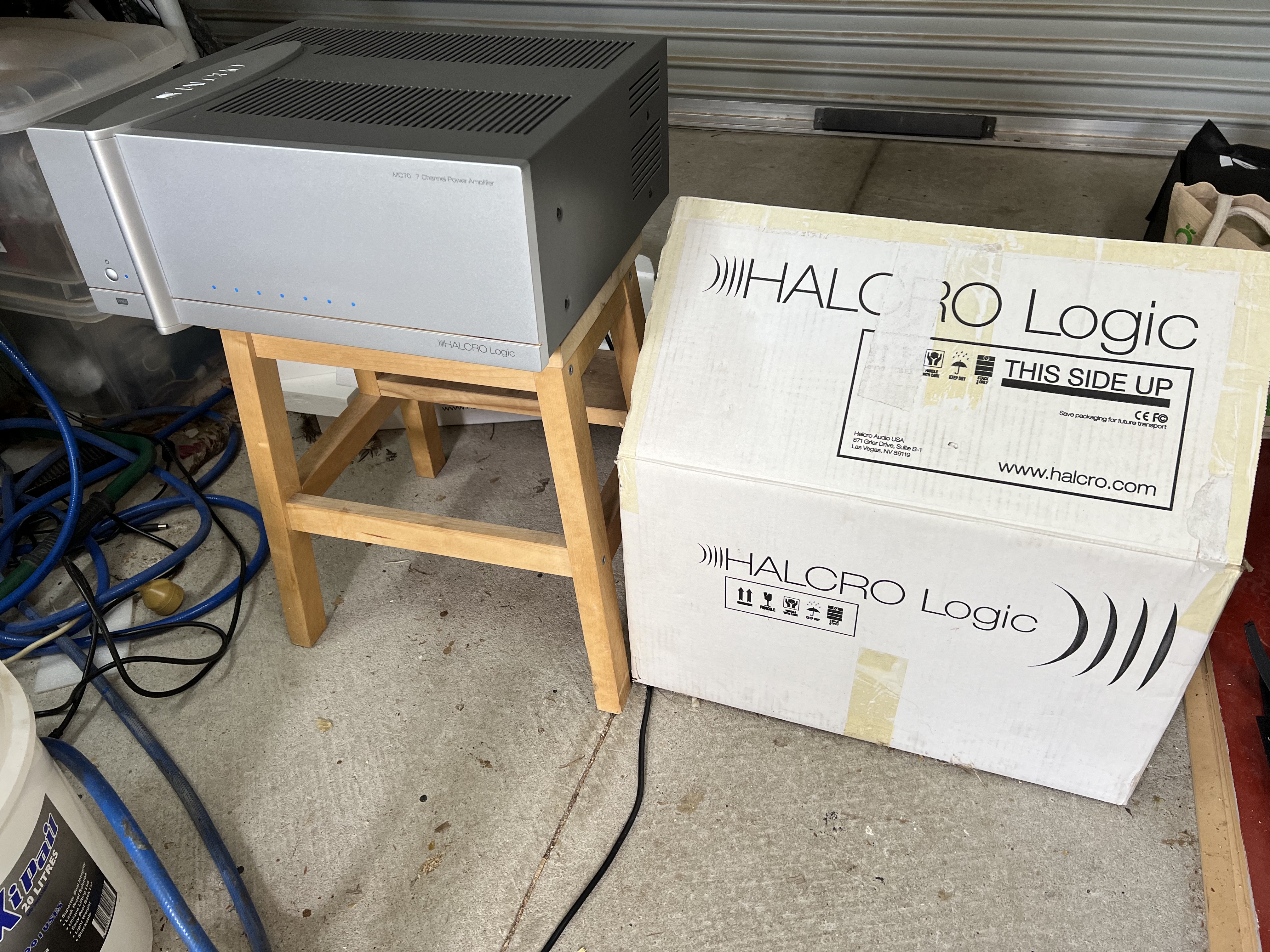 Halcro MC70 7 Channel Amplifier - Stereo, Home Cinema