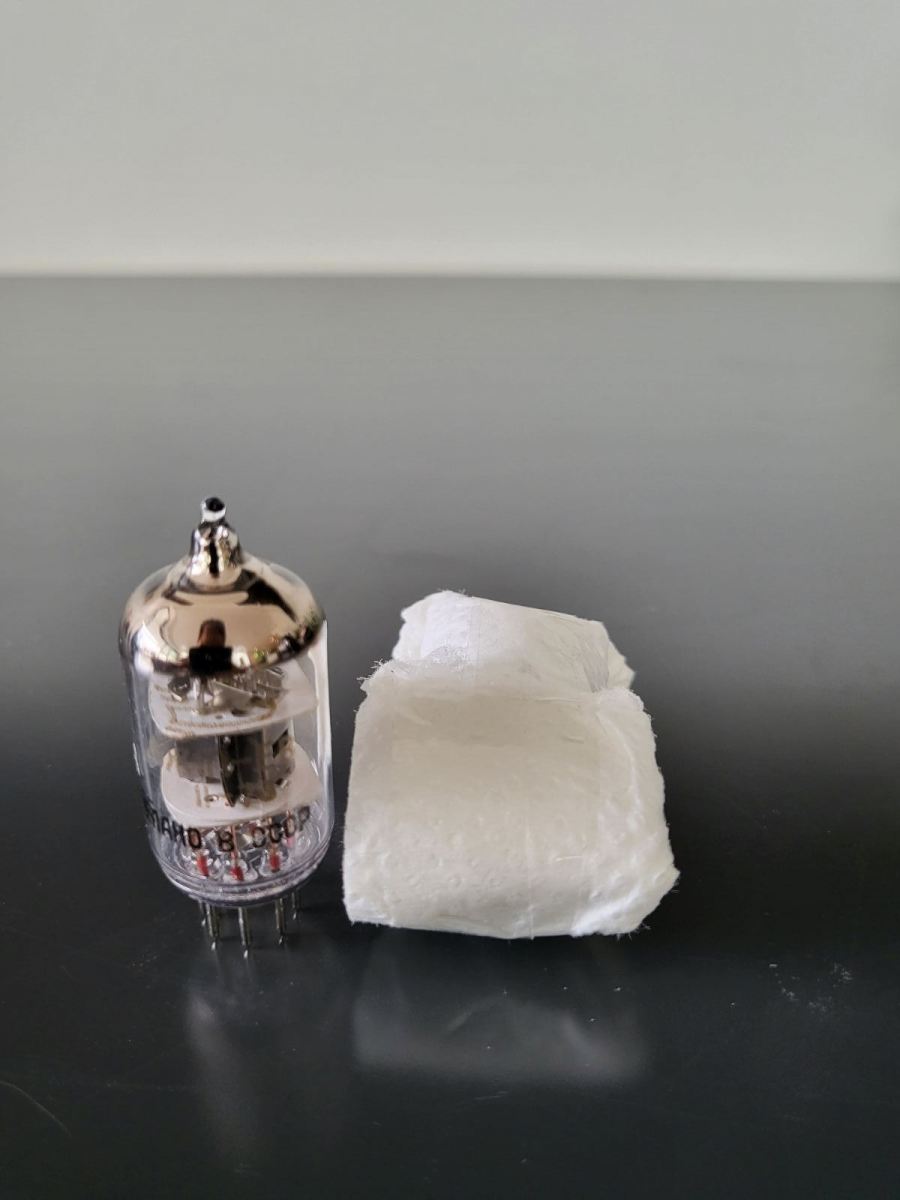 FS: YAQIN CD2-6J1 tube buffer + 3x sets of tubes - Stereo, Home Cinema ...
