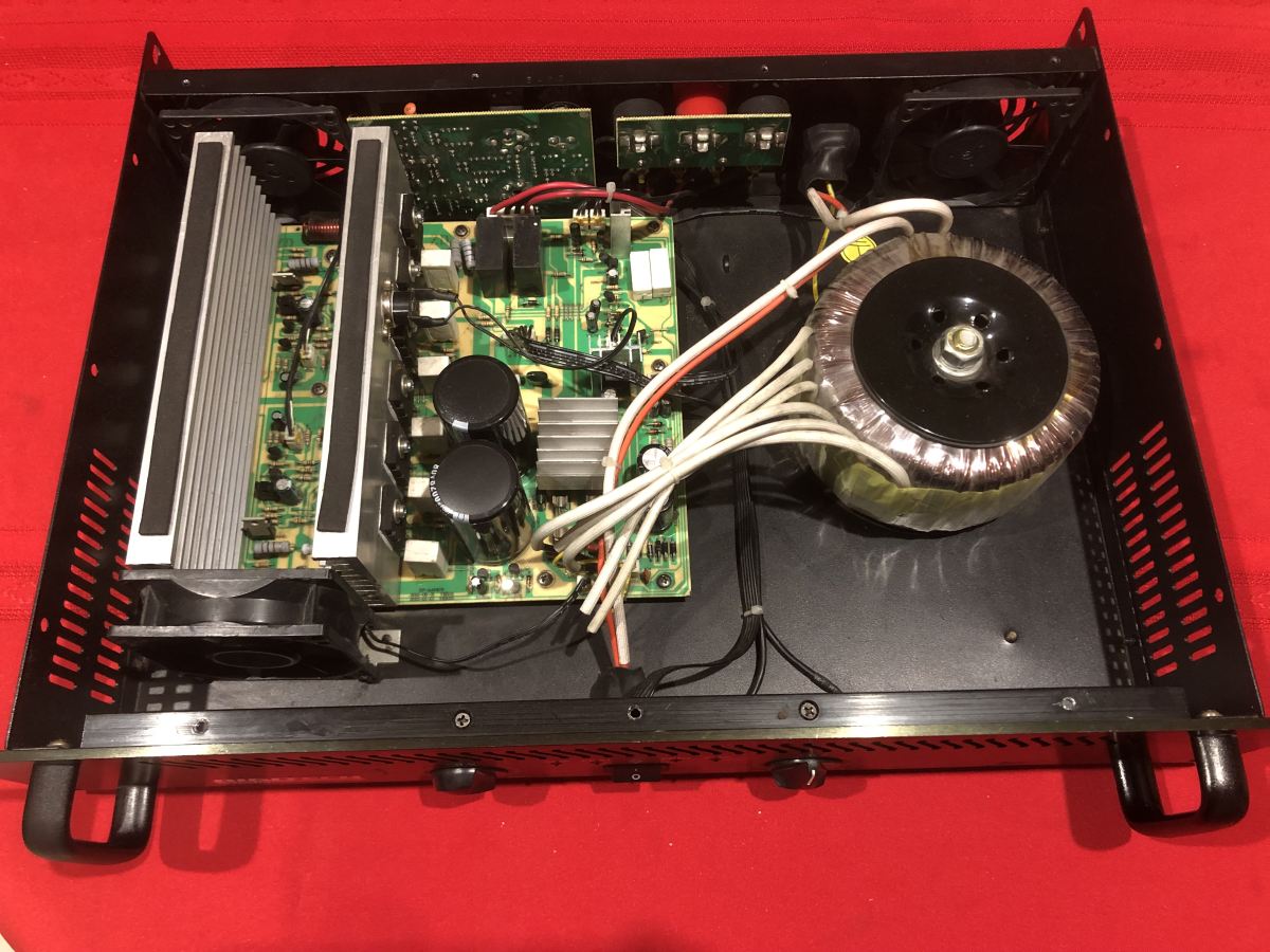 Digitech AA-0479 Internal (1).JPG