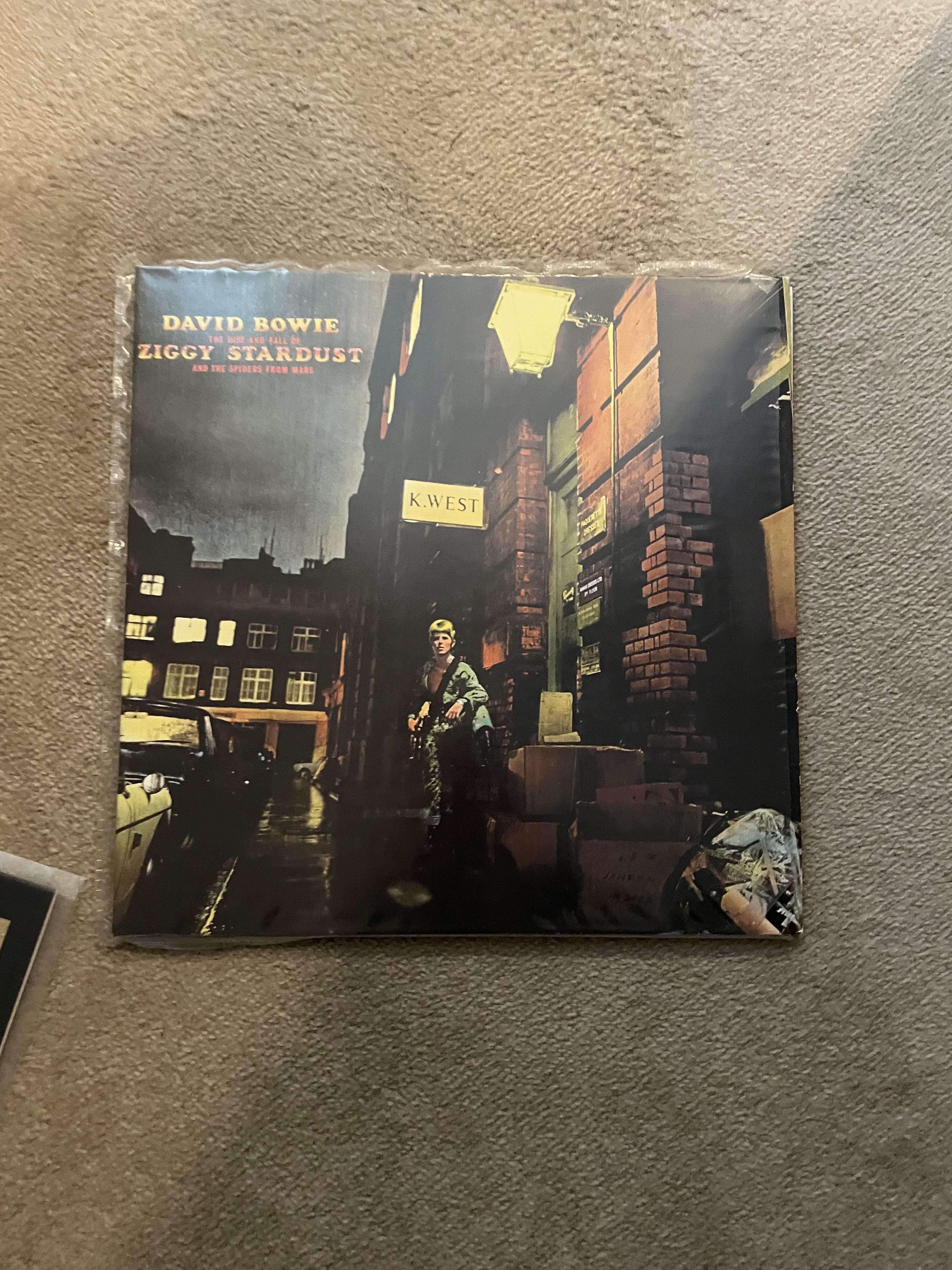 FS: David Bowie LP - Ziggy Stardust - Vinyl, CD, and Blu-ray - StereoNET