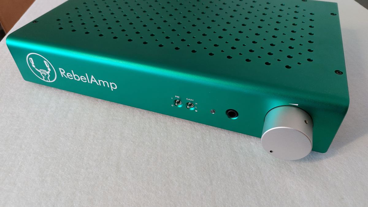 Rebelamp - headphone and preamp. Green Class-A joy machine - Stereo ...