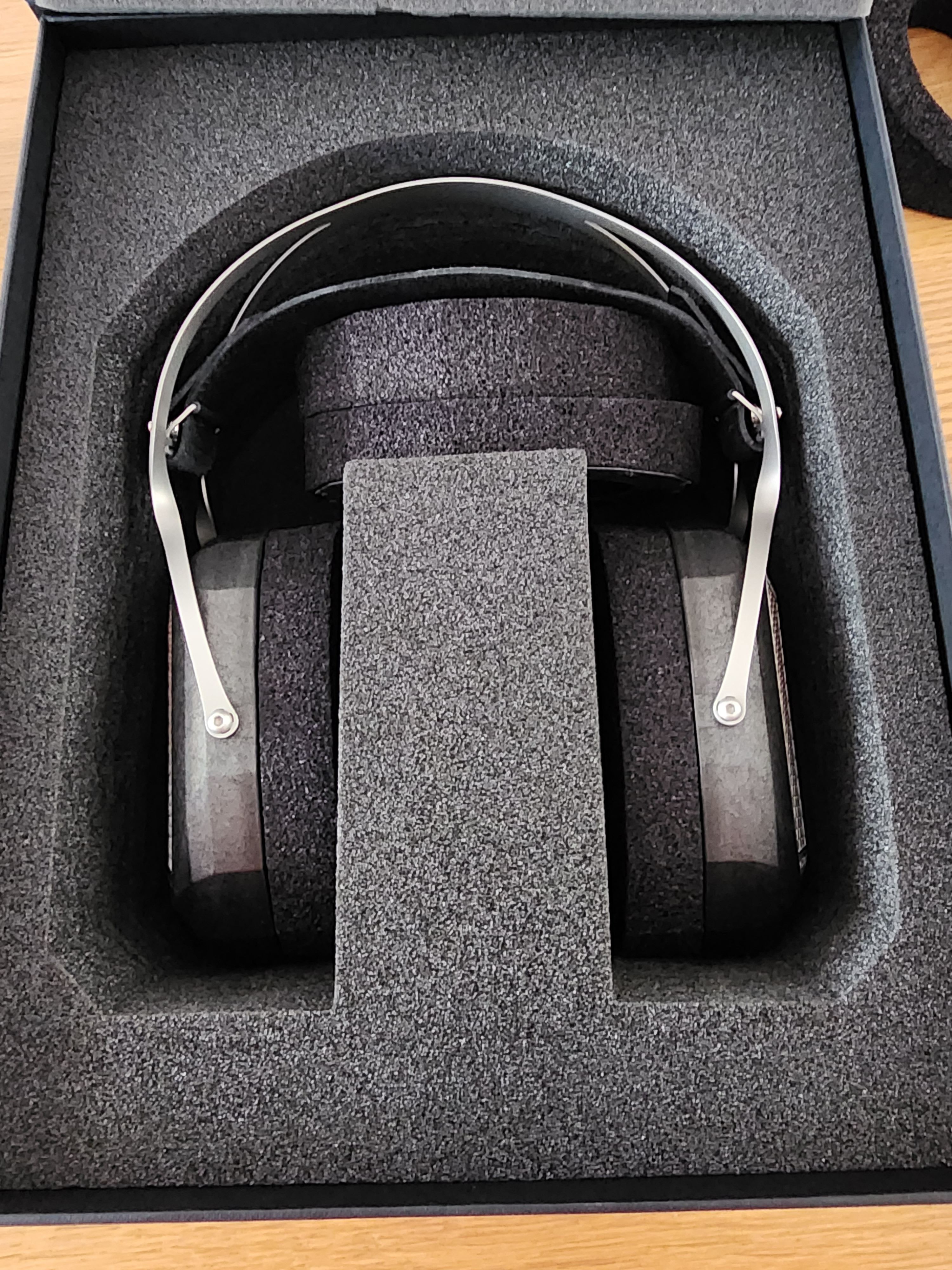 Raal Requisite CA1A ribbon headphones with impedance adapter ﻿ Stereo