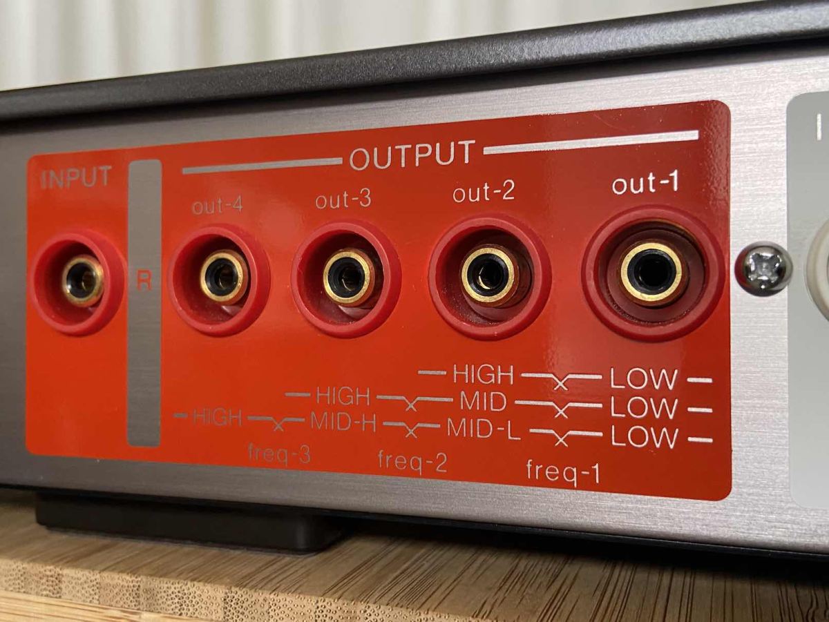 2SC1963 ソニー C1963 TA-D900 TA-D88 ２０個 ソニー SONY TA-D88 チャンネルデバイダー @37993 / 中古