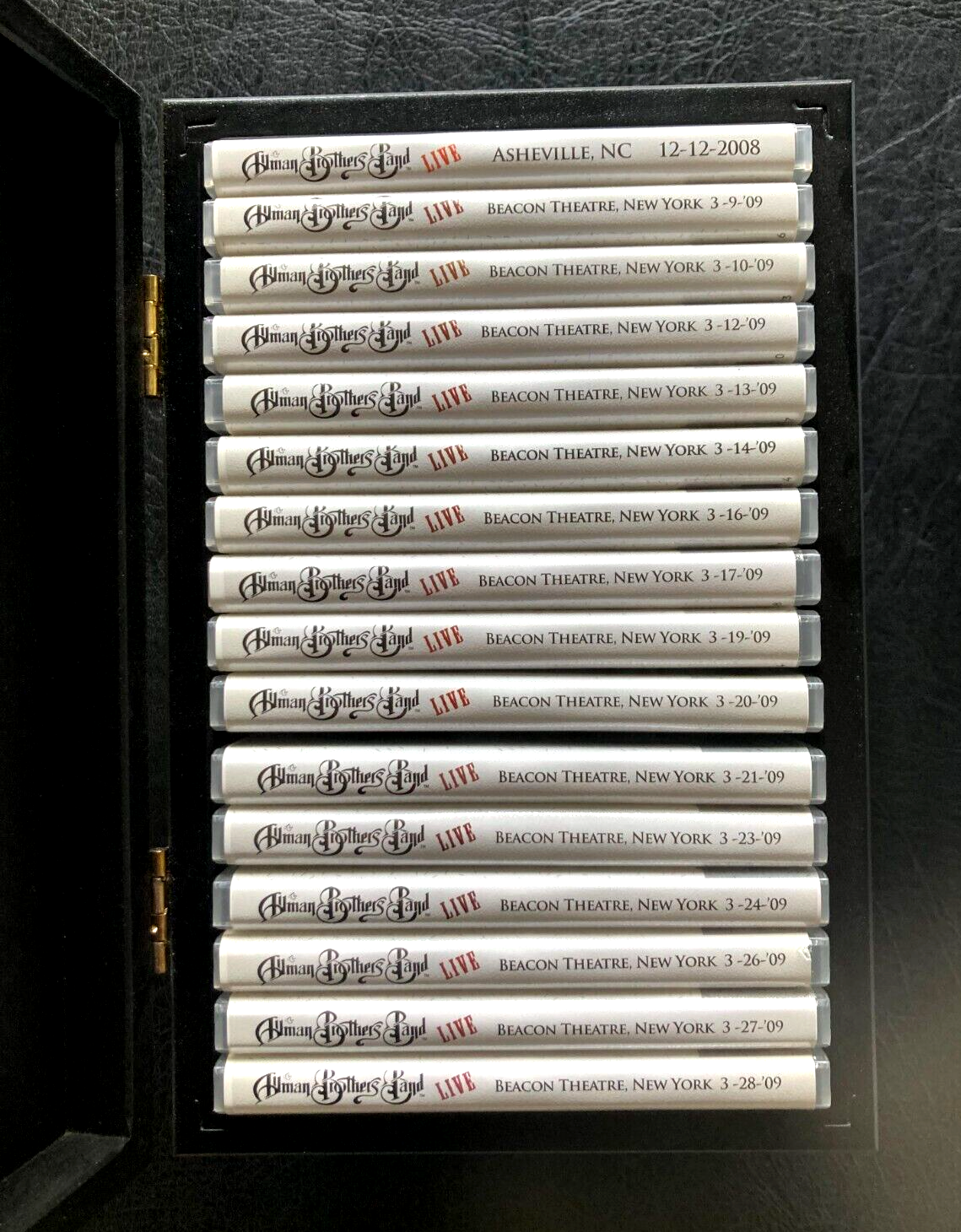 (未使用･未開封品)　40: 40th Anniversary Show Live at Beacon Theatre [DVD] v1yptgt Amazon.com: 40: 40th Anniversary Show Live at the Beacon