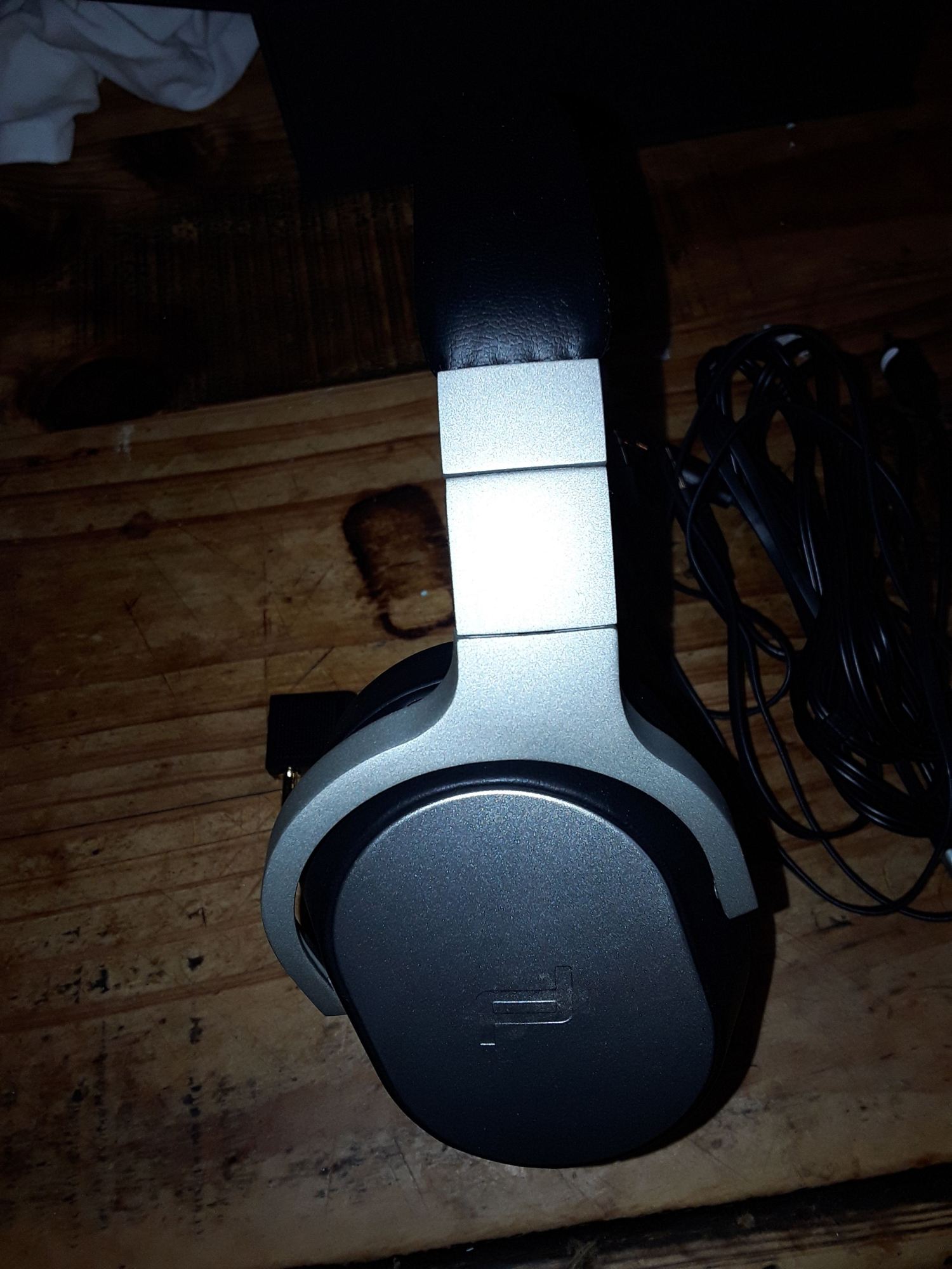 KEF PORSCHE DESIGN SPACE ONE HEADPHONES ﻿ Stereo, Home Cinema
