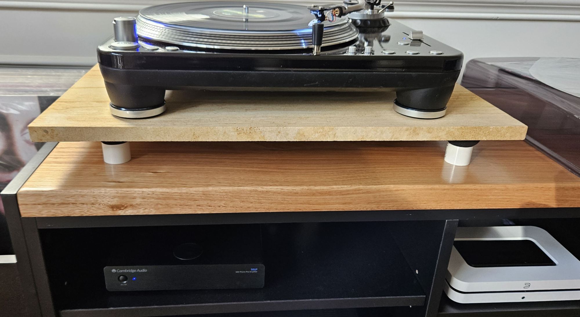 Subwoofer Rumble with Turntable ﻿ Speakers, Soundbars and Subwoofers