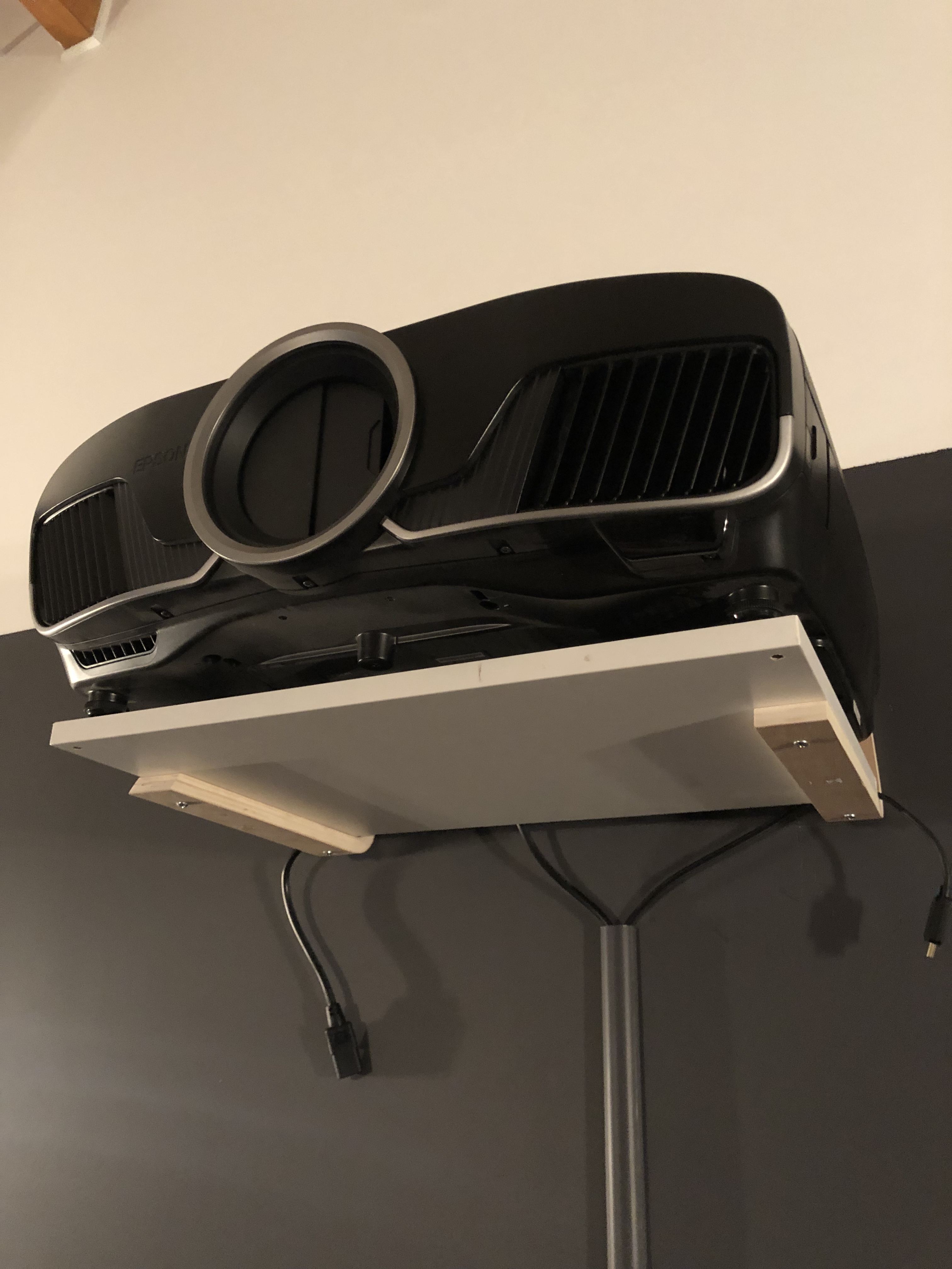 Epson 9400 4k eshift HDR Projector ﻿ Stereo, Home Cinema, Headphones