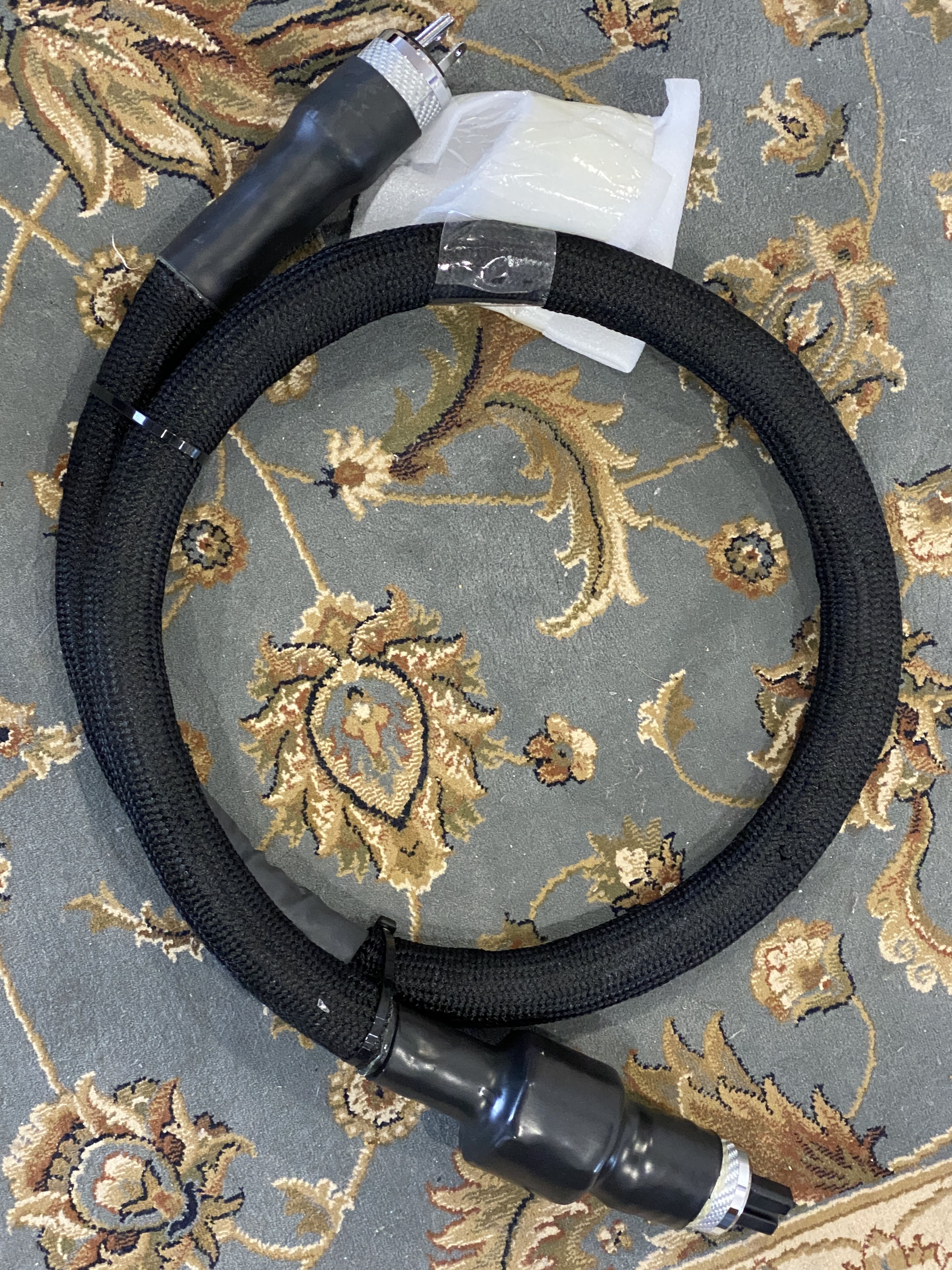 XLR to RCA Interconnects 1m