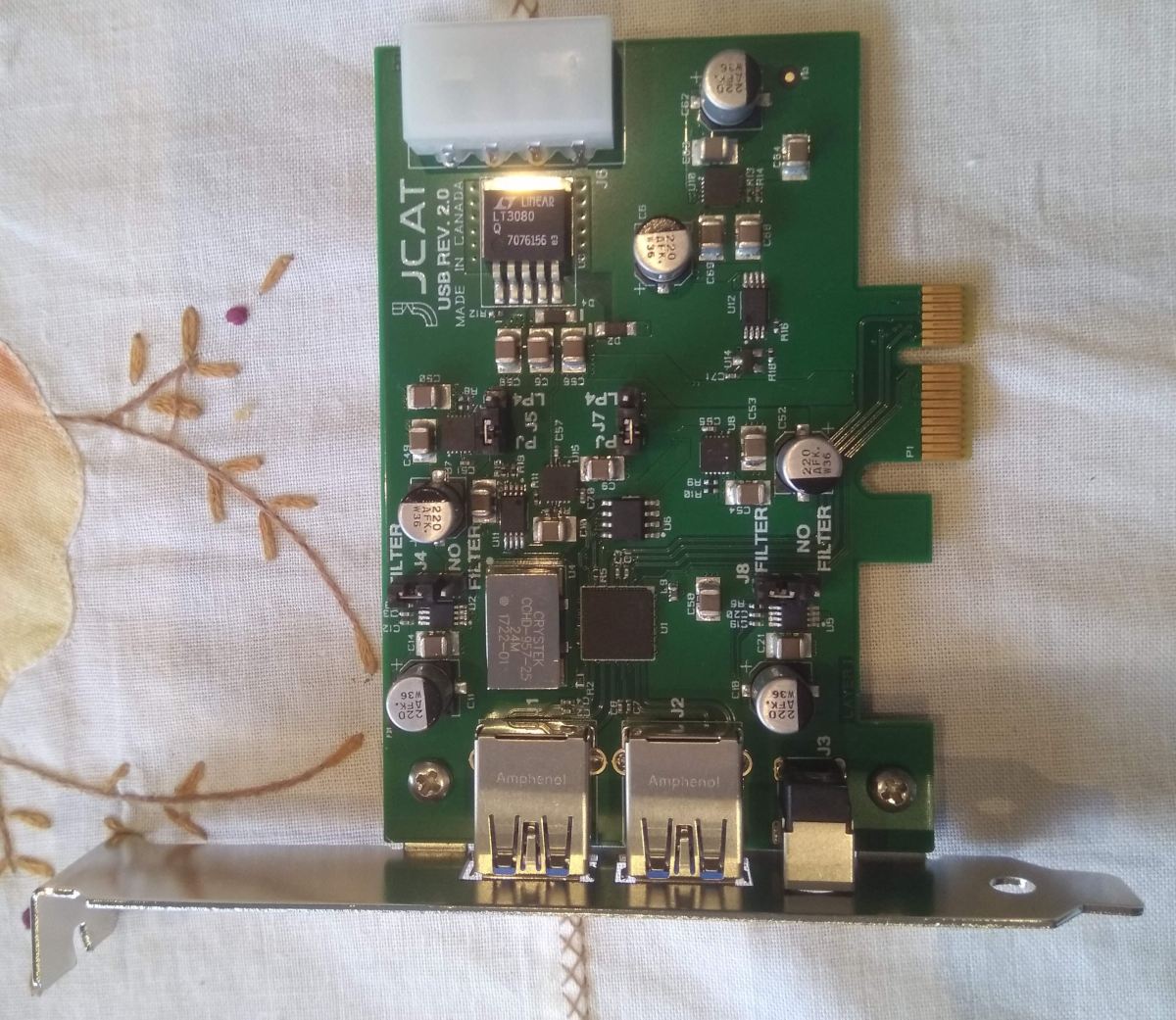 JCat FEMTO Audiophile USB card V2.0 - Hi-Fi and Cinema Cables ...