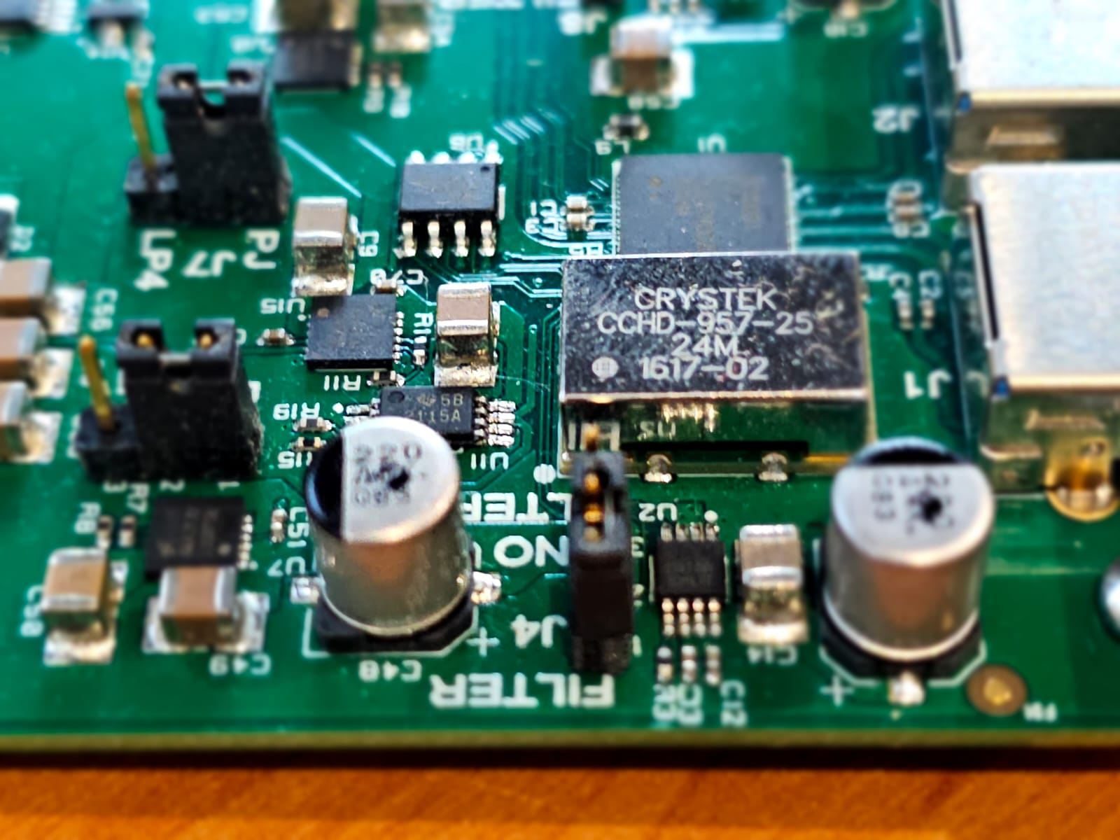 JCAT USB Card Femto - Hi-Fi and Cinema Cables & Accessories - StereoNET