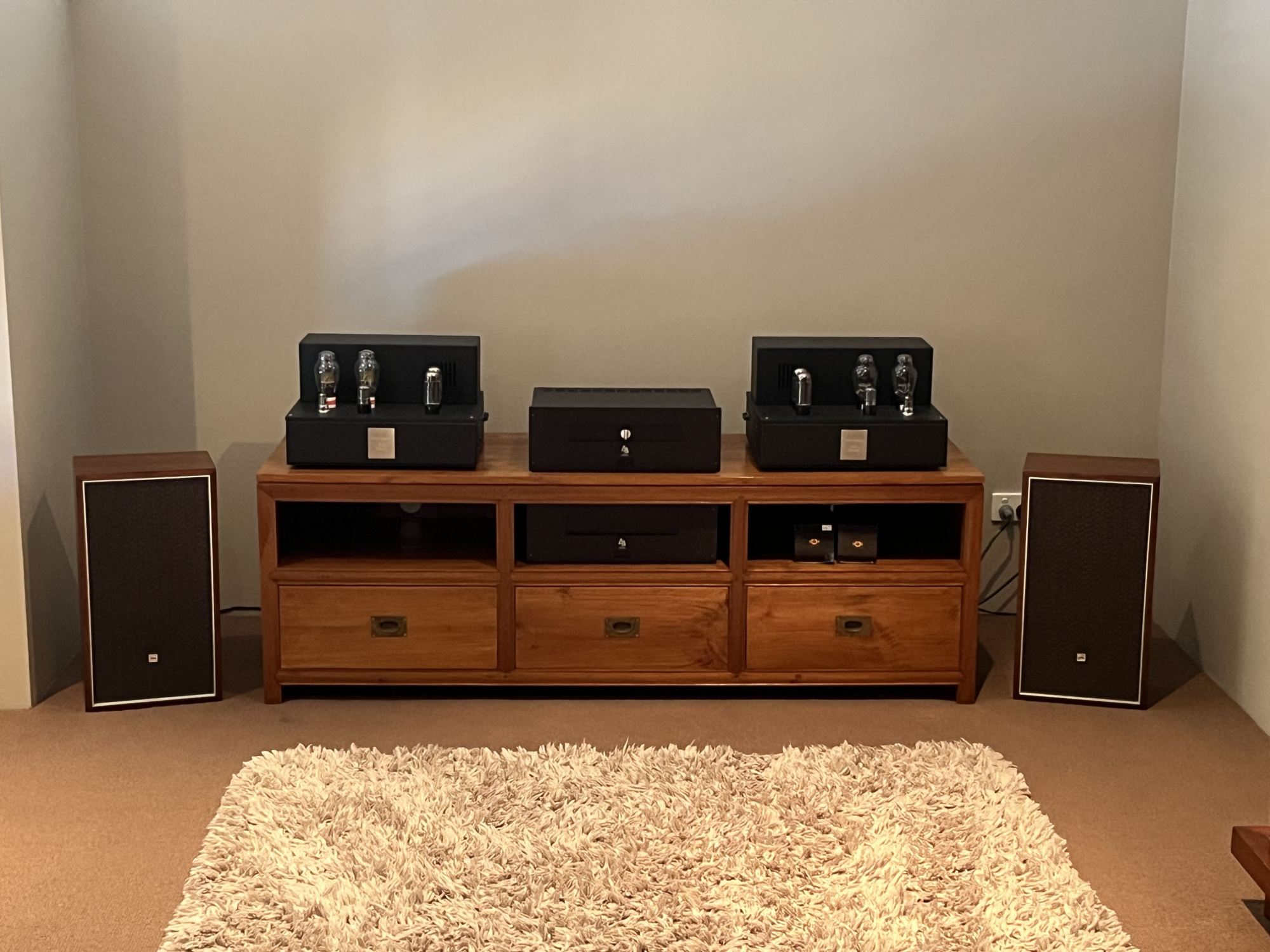 Audio Synergy 18W 300B monoblocks and Matching PreAmp ﻿ Stereo, Home