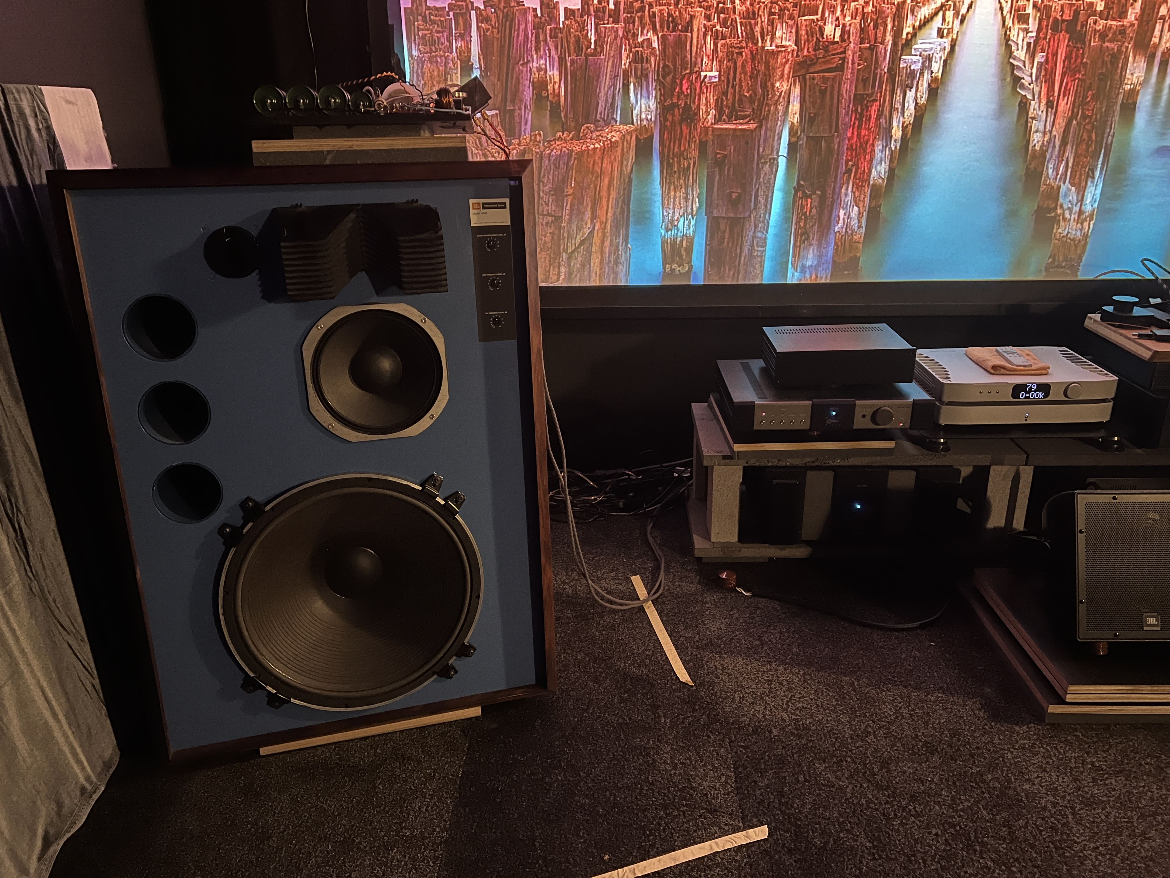 SOLD ELSEWHERE: MSB Premier DAC with Powerbase and Pro-ISL near new ...