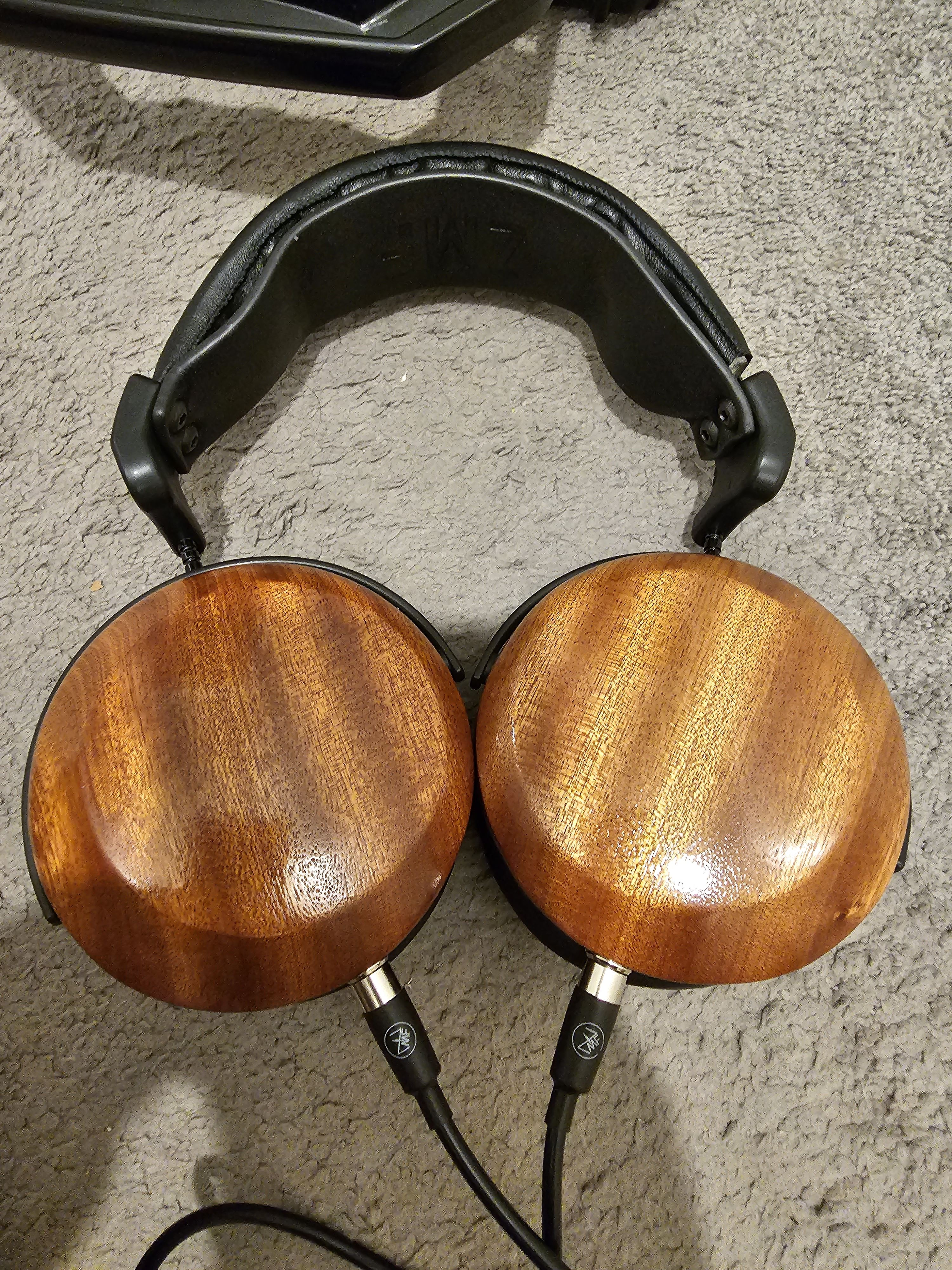 ZMF verite closed headphones