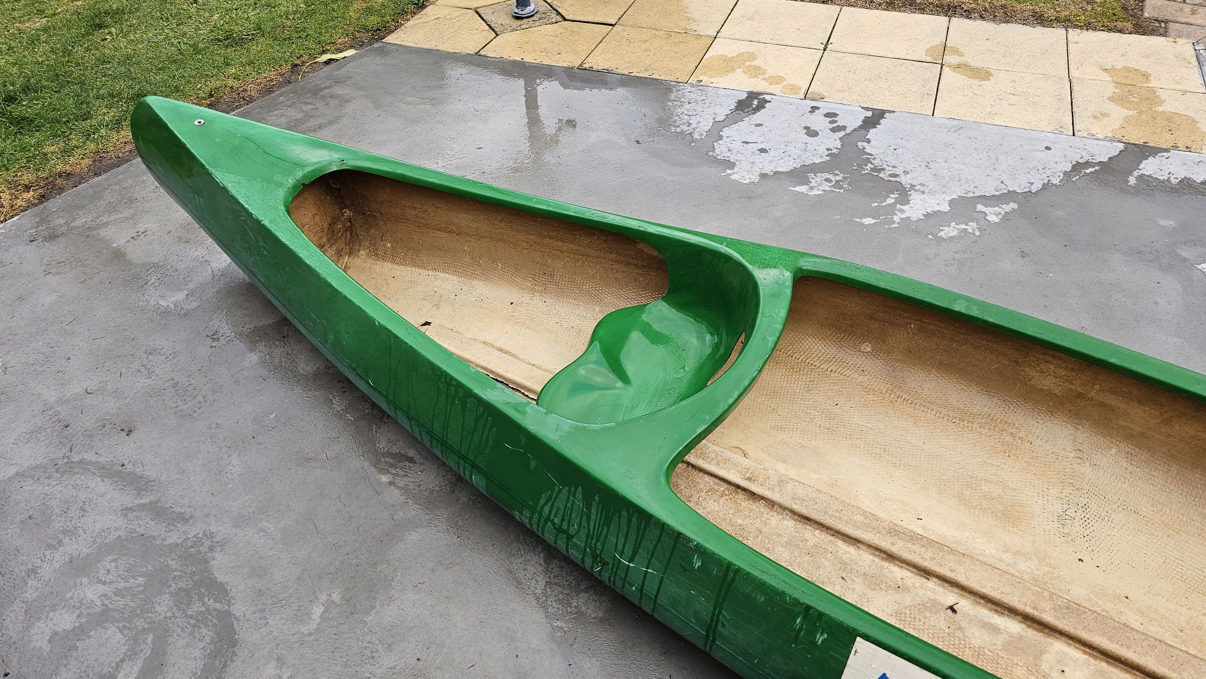 Canoe 4.0m fibreglass ﻿ Classifieds All Other