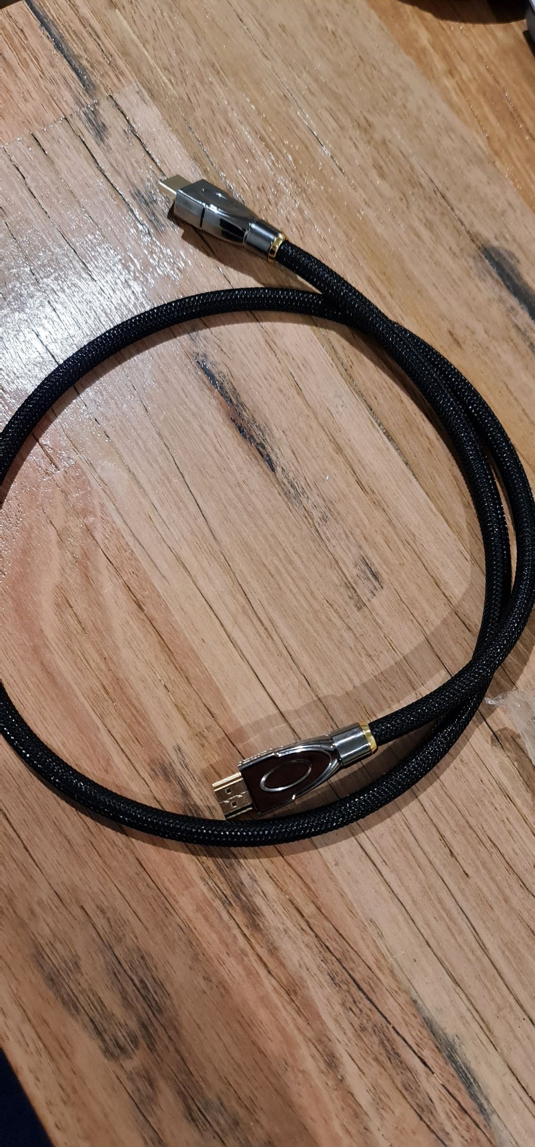 AVplay HD-300 99.99% Silver HDMI i2s cable |﻿ Hi-Fi and Cinema Cables ...