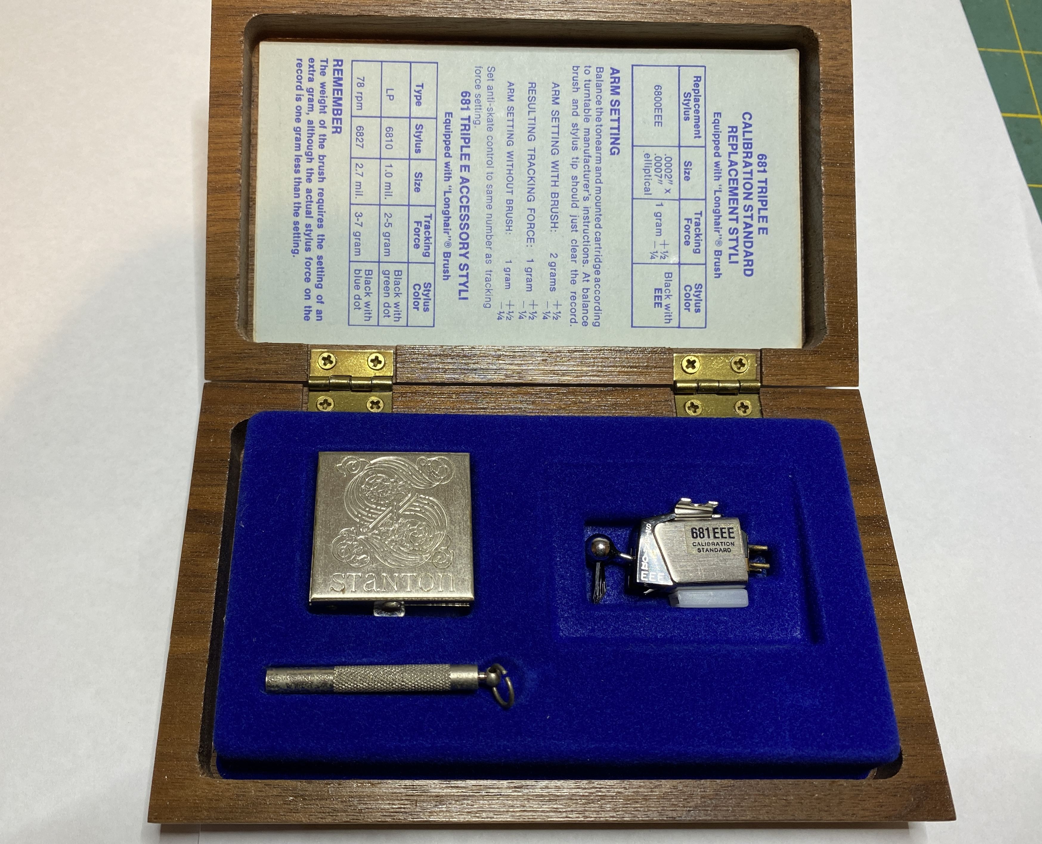 【STANTON 681 】　ヘッドシェル(ピカリング)付き ピカ Yahoo!オークション -「ピカリング ヘッドシェル」の落札相場