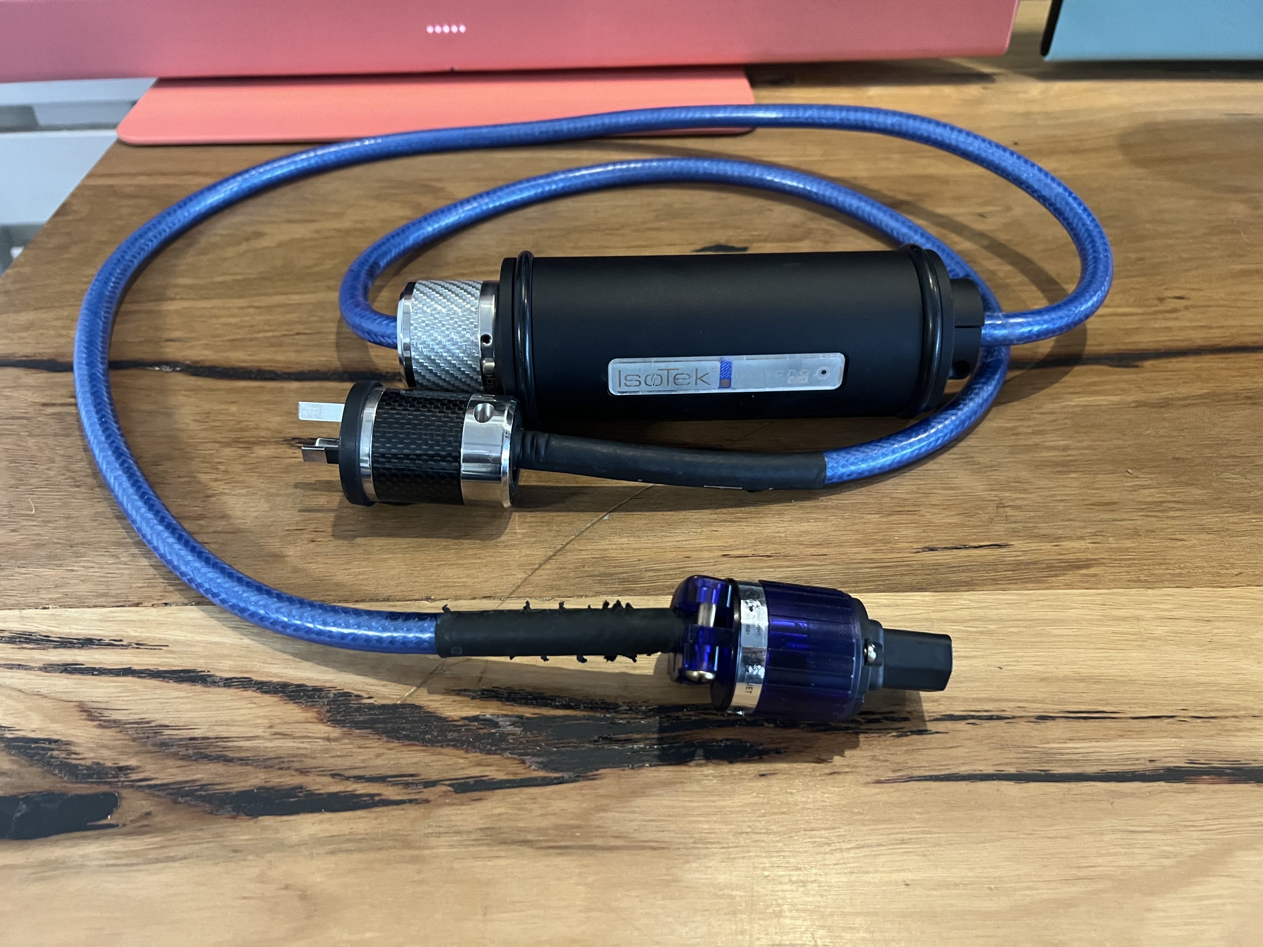 SOLD ELSEWHERE IsoTek EVO3 Syncro Power Cable 2 metre ﻿ HiFi and