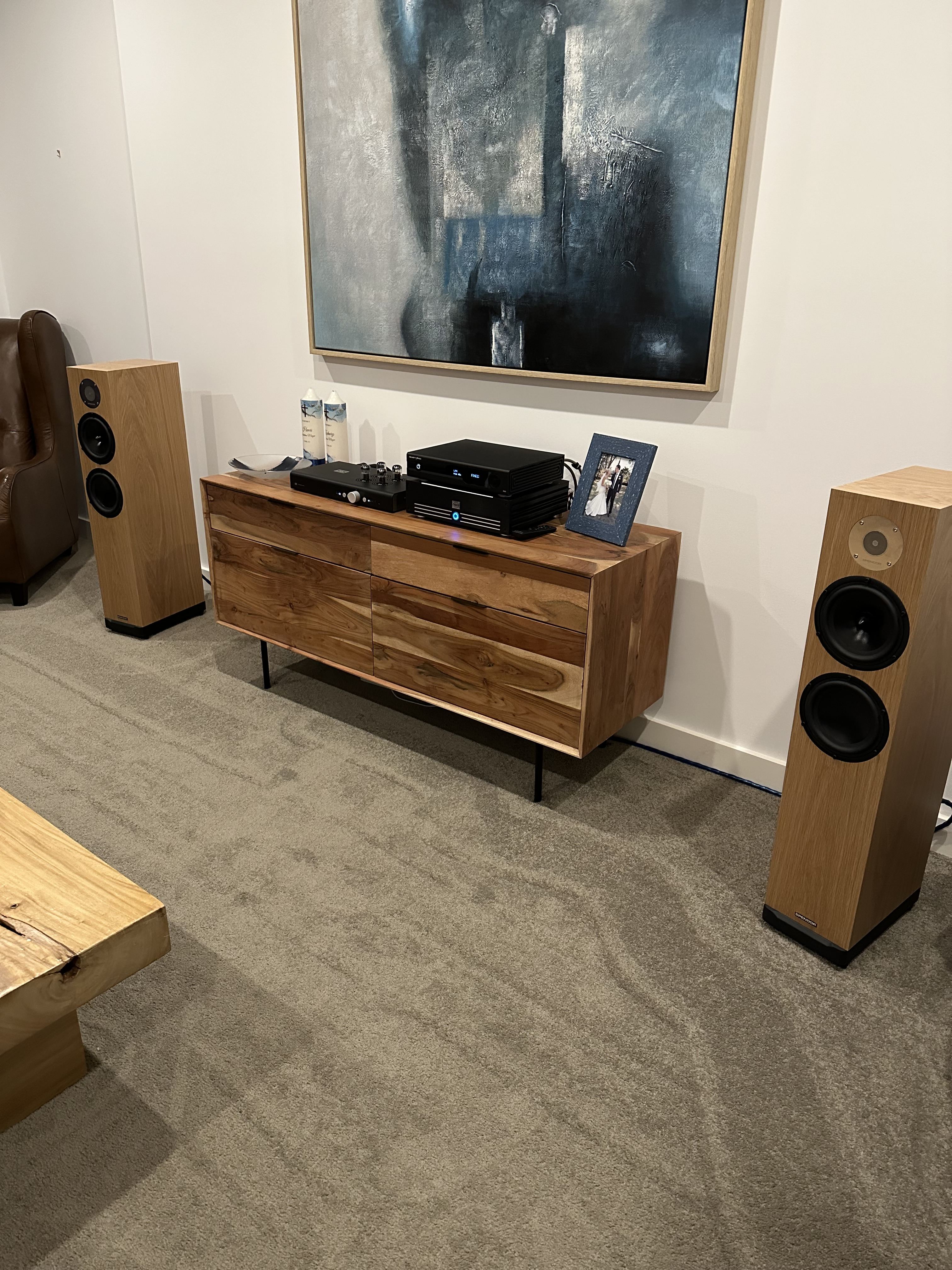 Spendor D7.2 walnut veneer