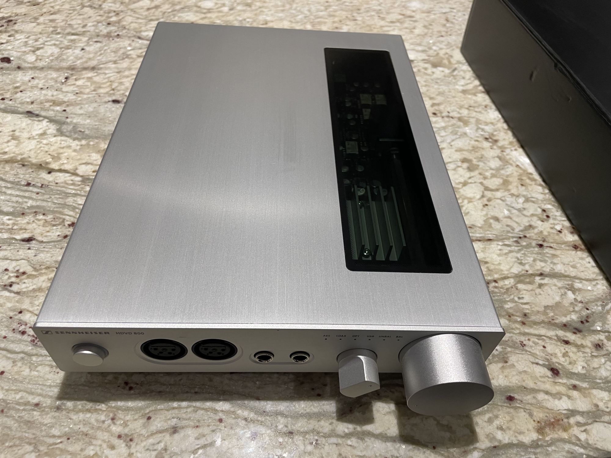 Sennheiser HDVD 800 DAC & Headphone Amplifier ﻿ Stereo, Home Cinema