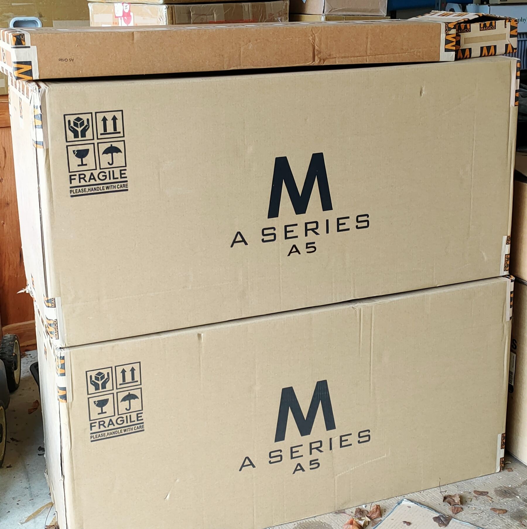 Magico A5 Speakers with grilles and A pod feet Band New