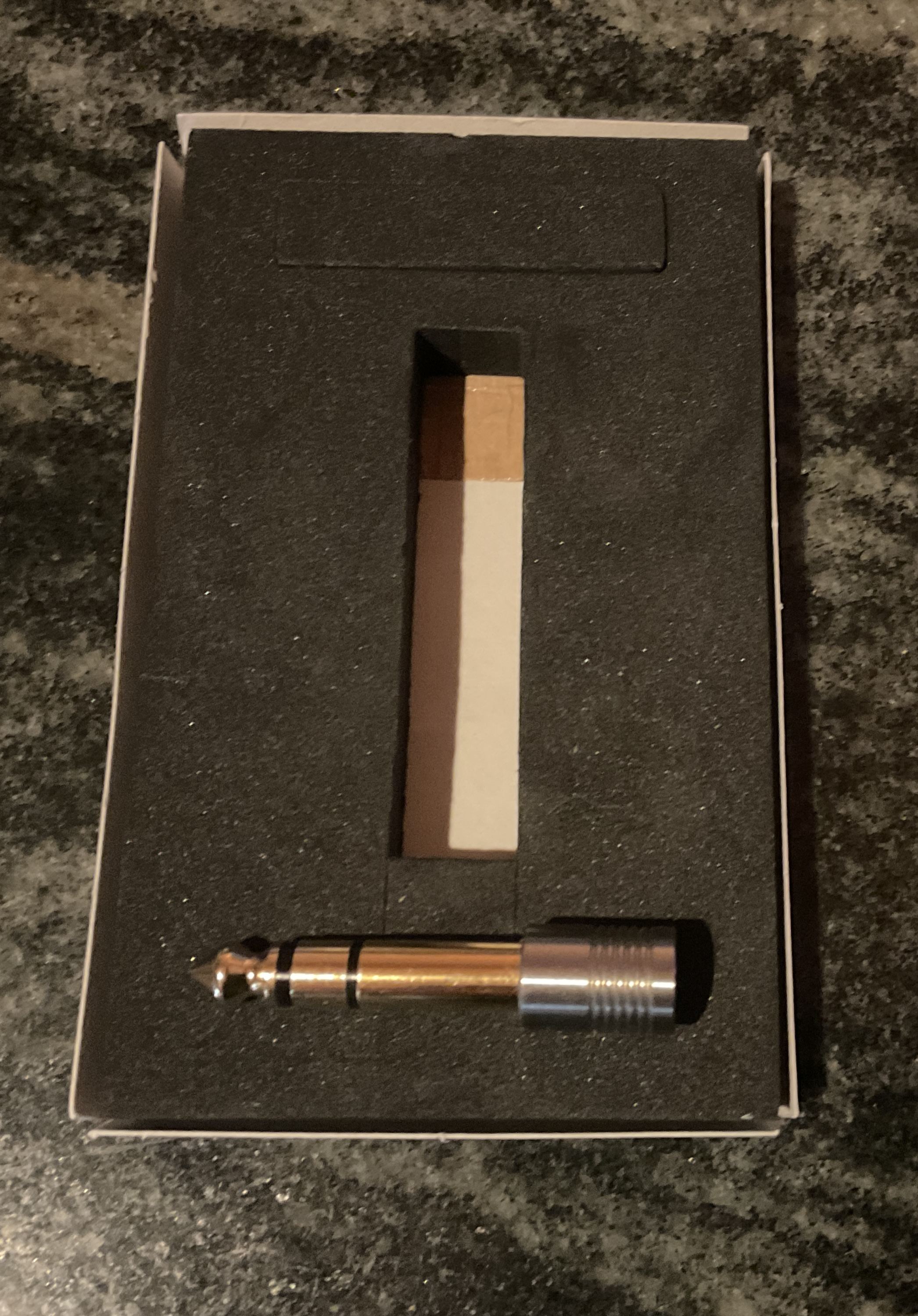 FURUTECH F63-S(Gold) 3.5mm to 6.5mm Headphone Adaptor