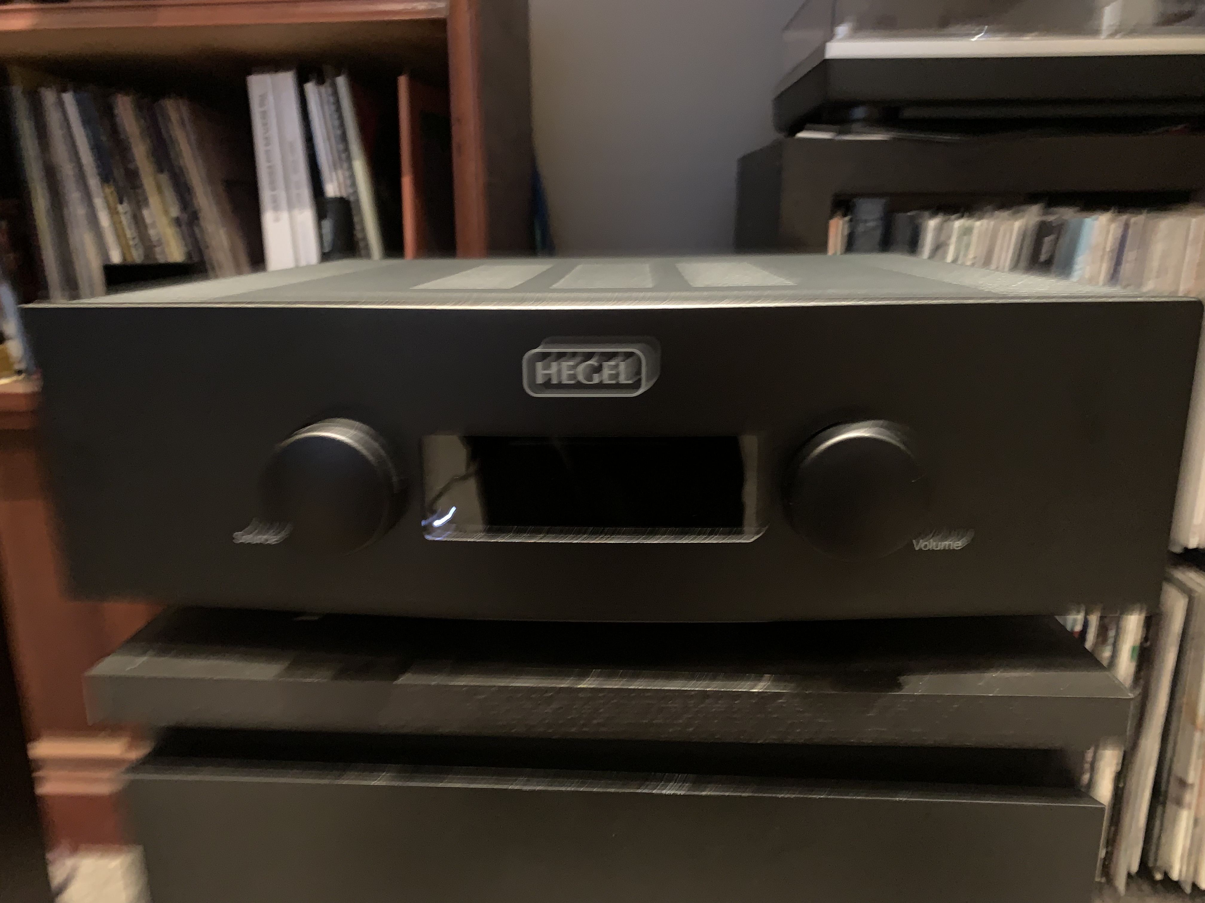 Hegel H390 integrated amplifier - Stereo, Home Cinema, Headphones ...