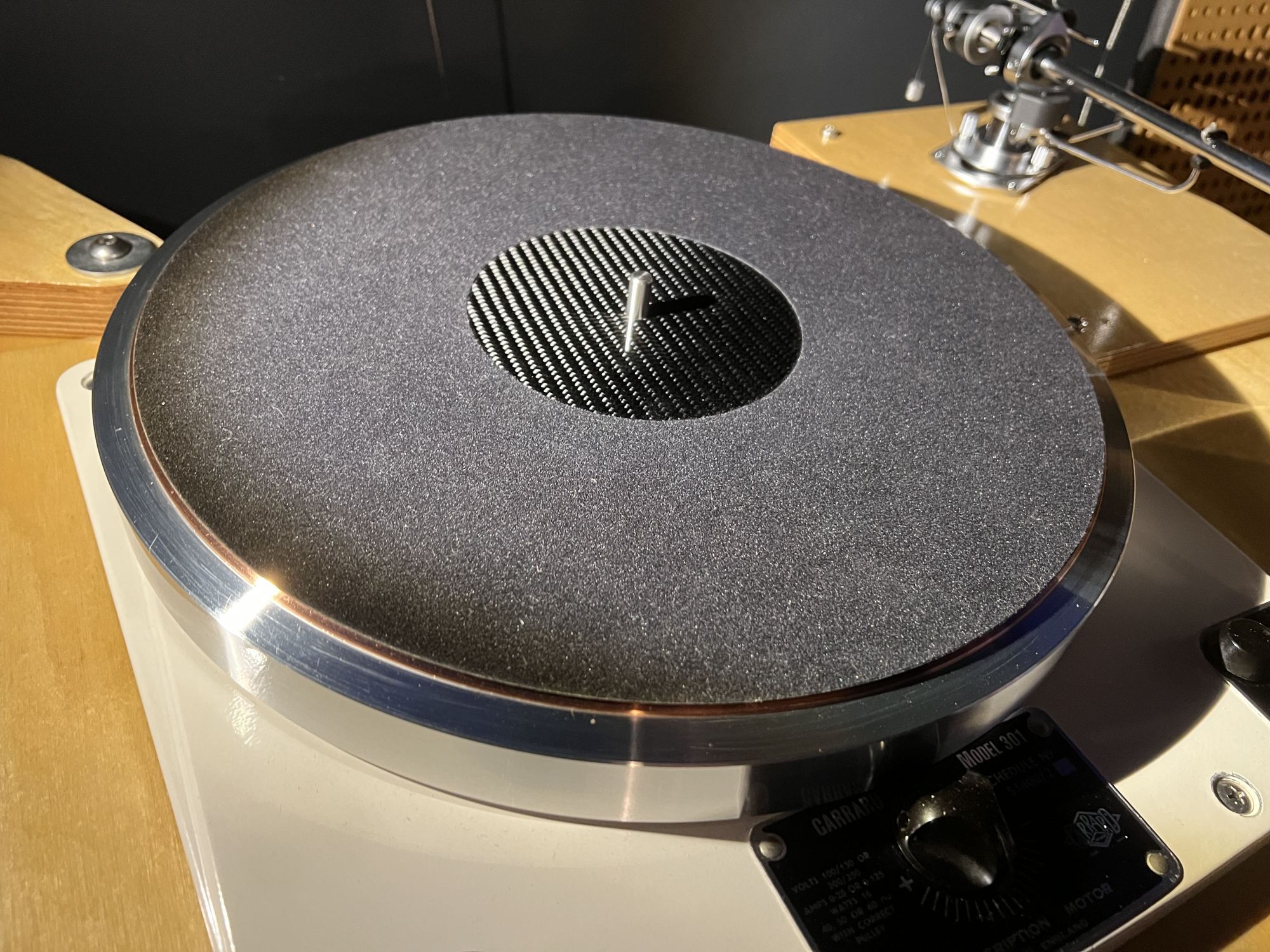 Millenium Carbon Fibre record Mat 4.JPG