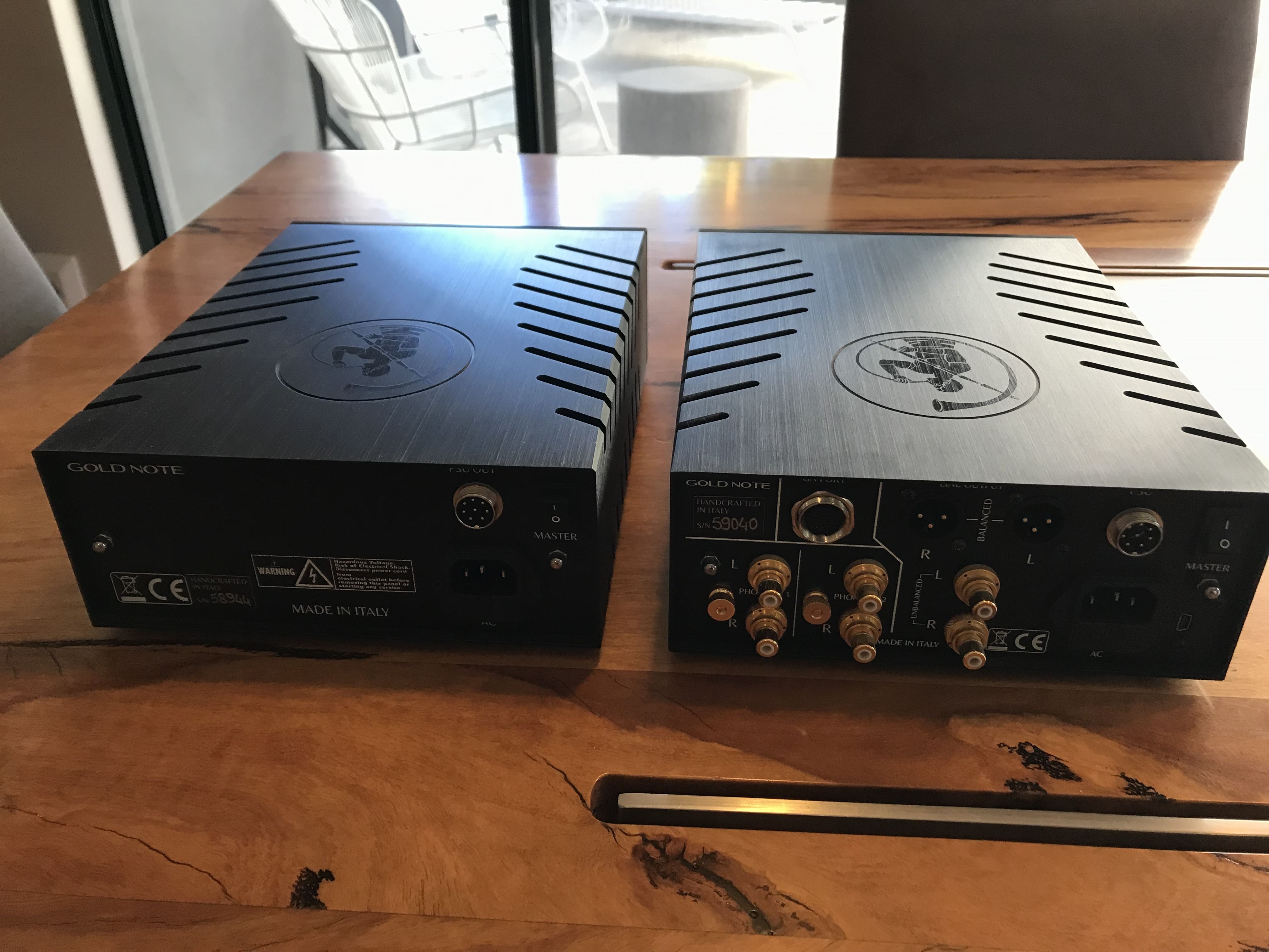 Gold Note PH-10 phonostage and PS-10 power supply