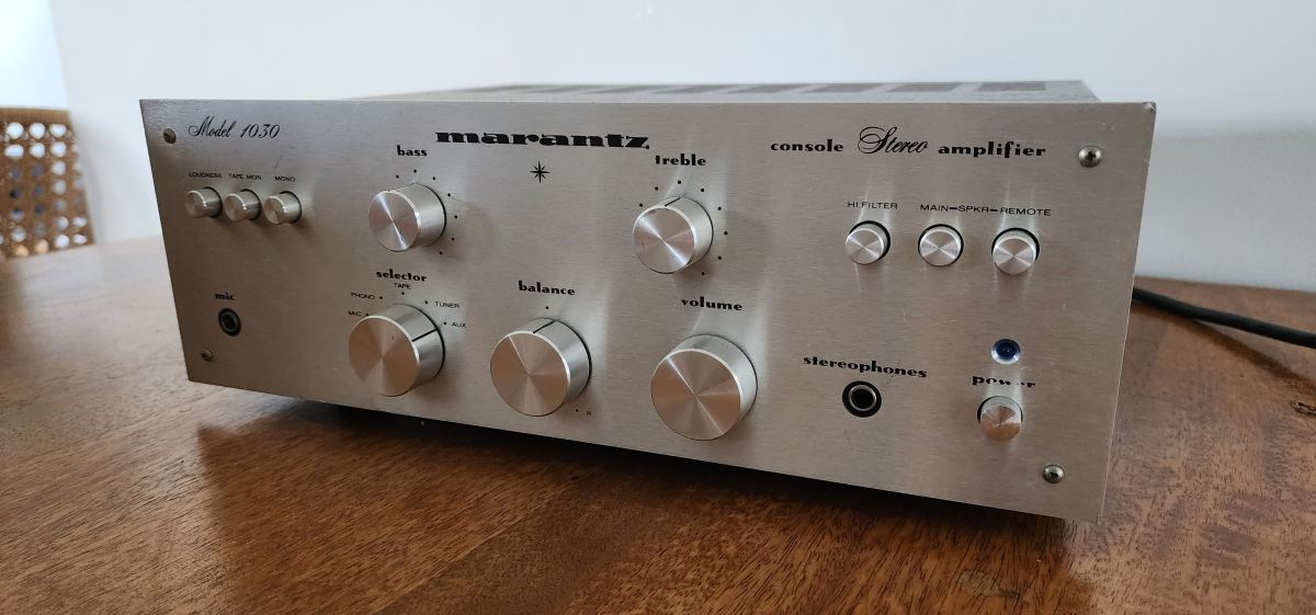 Marantz 1030