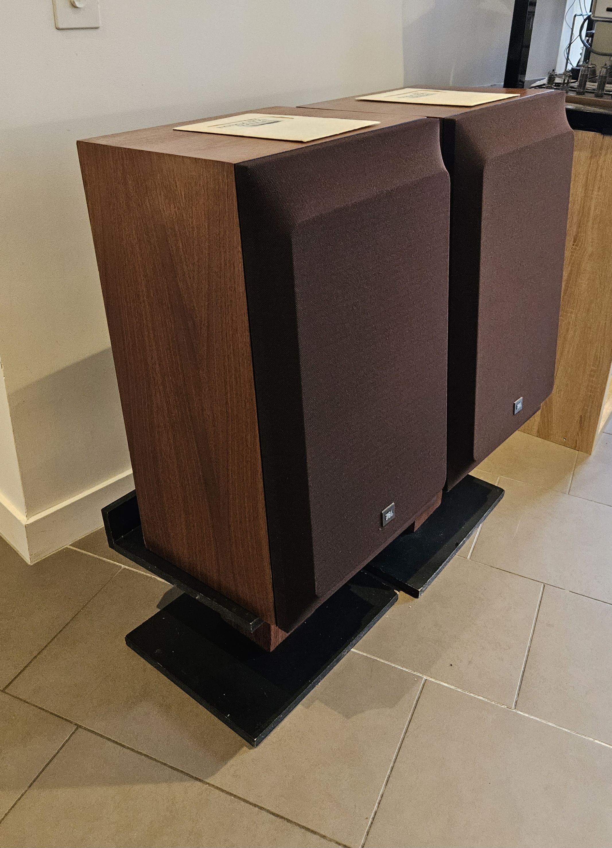 Jbl L112 speakers with original manuals ﻿ Stereo, Home Cinema