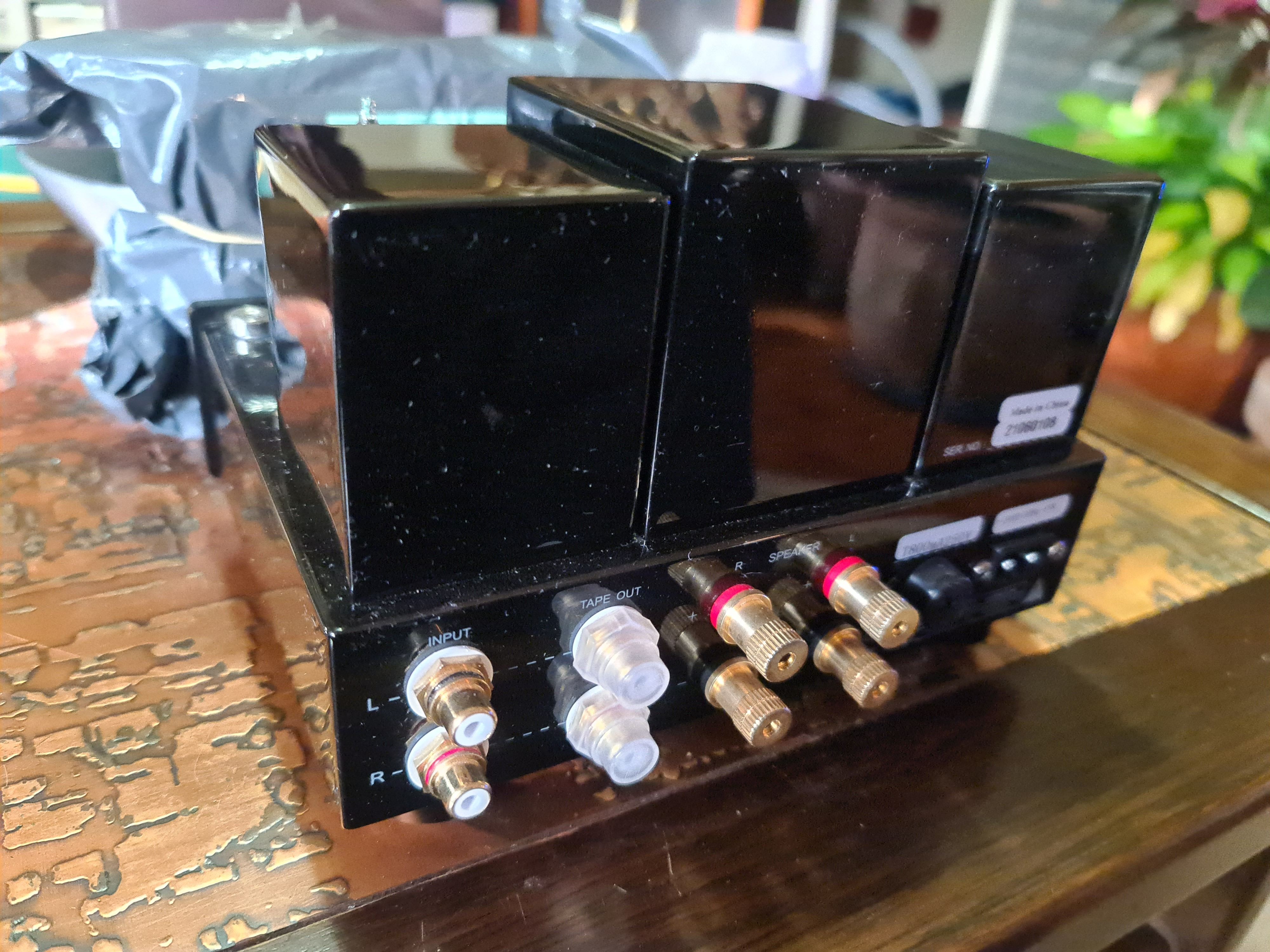 Line LM mini84IA headphone and speakers amplifier ﻿ Stereo