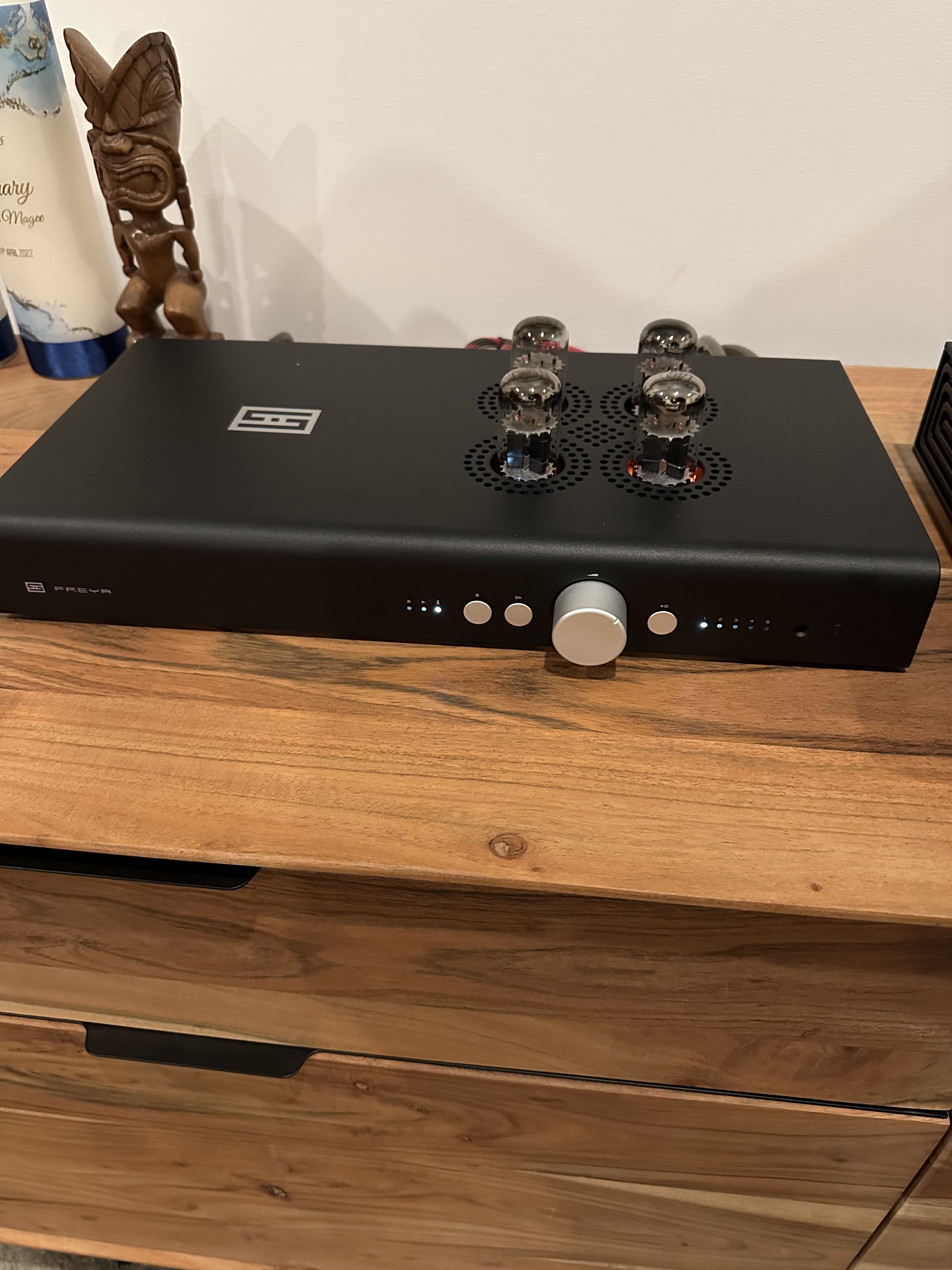Schiit Freya + with upgraded tubes (new)