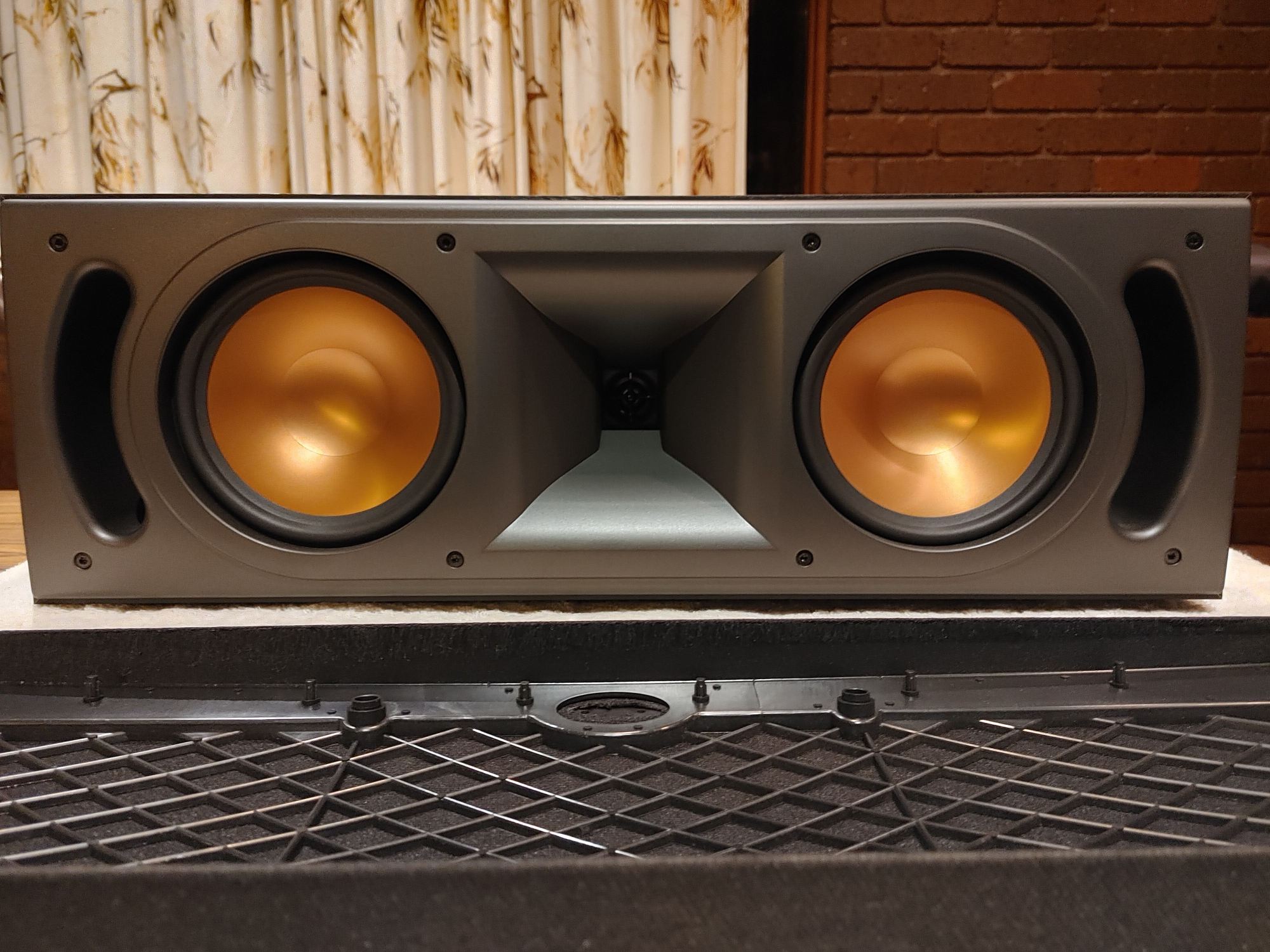 RC35 Grille Removed.jpg