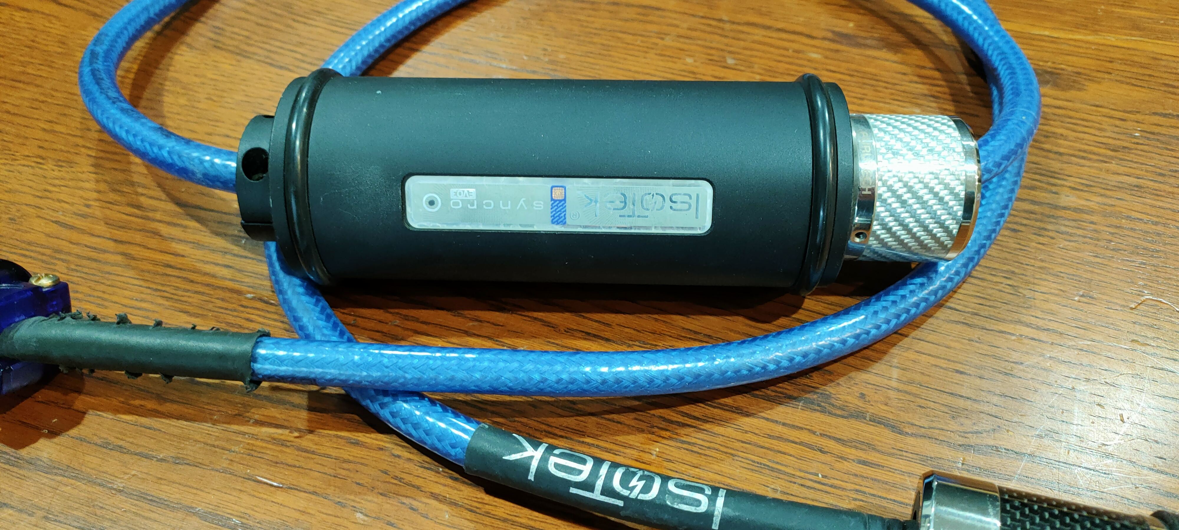 IsoTek EVO3 Syncro Power Cable 2m AU ﻿ HiFi and Cinema Cables